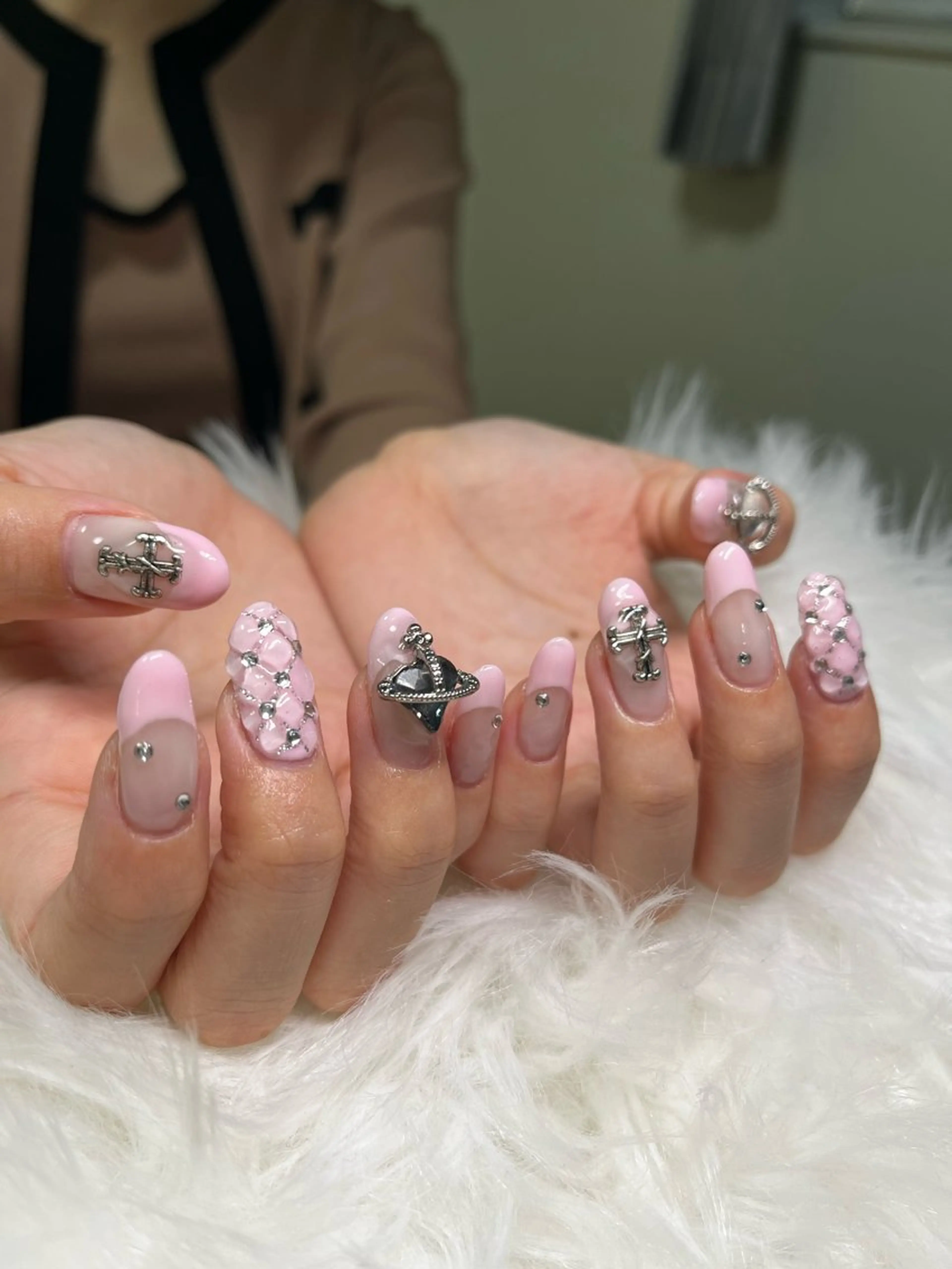 ネイル フレンチネイル ピンク 🏠自宅 サロン💅natsuのネイルデザイン