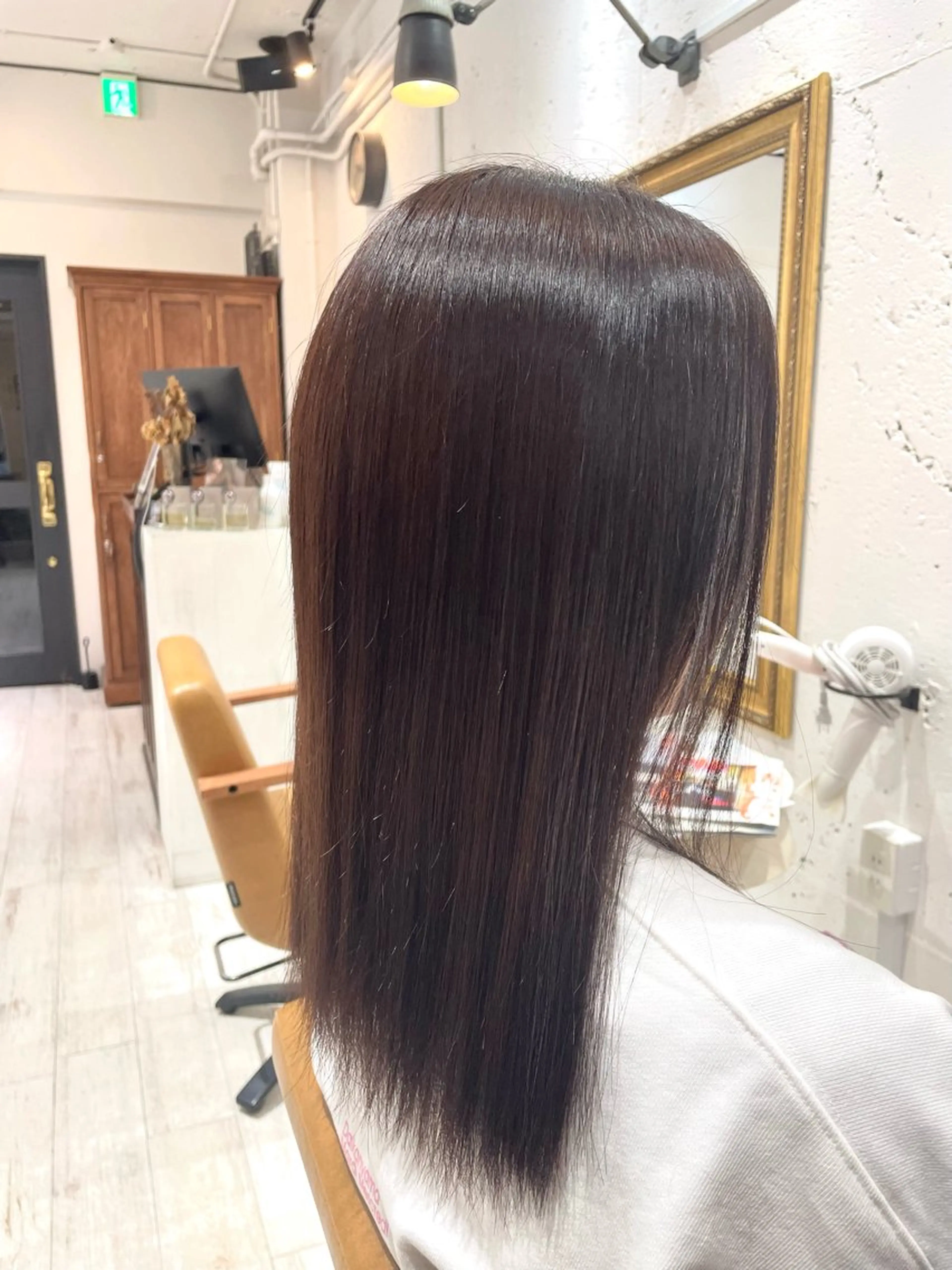 ミディアム re view 横山瑞稀のヘアスタイル