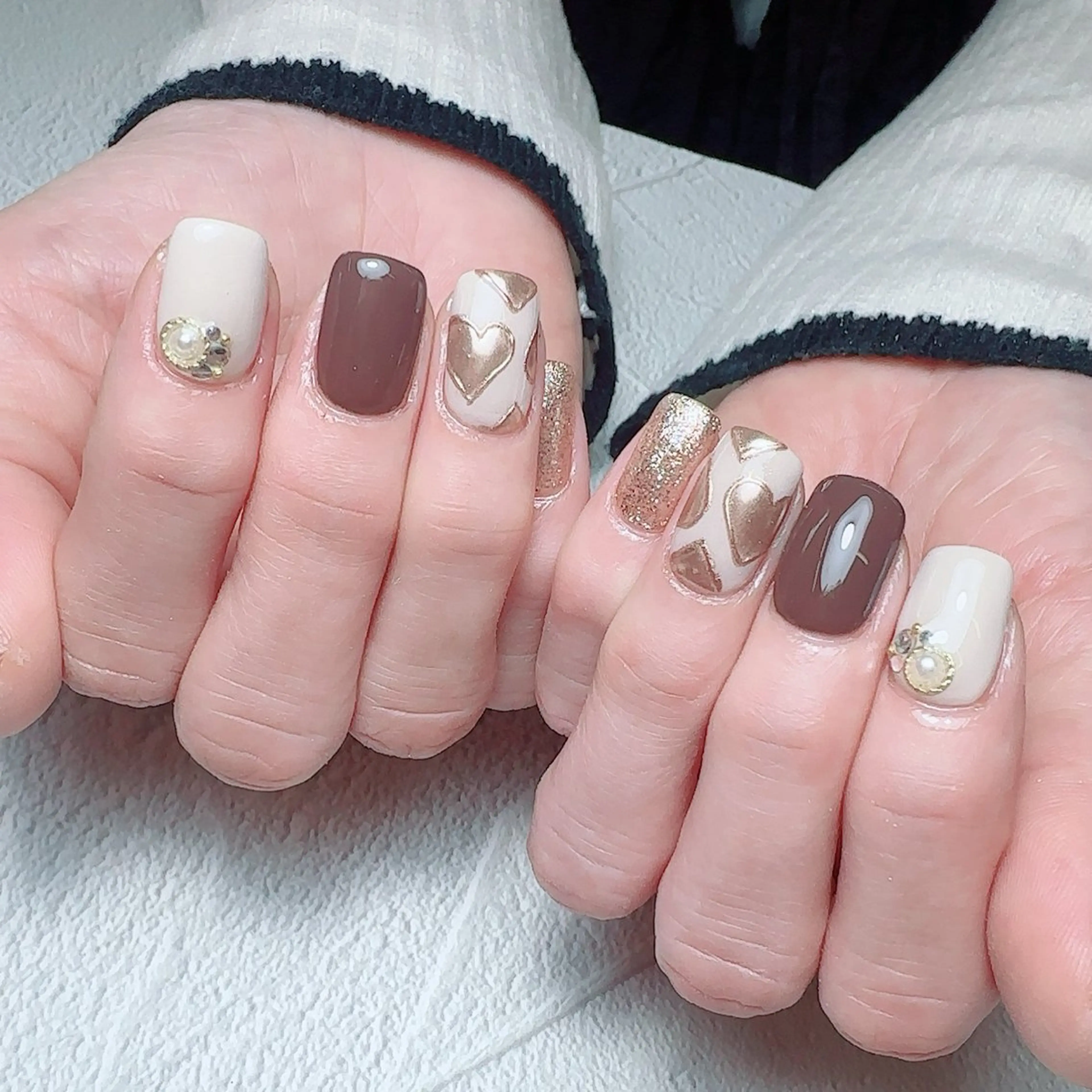 ネイル アートネイル ハート マグネットネイル 持ち込み ニュアンスネイル ハンドネイル Nailsalon Mimiy..♡のネイルデザイン