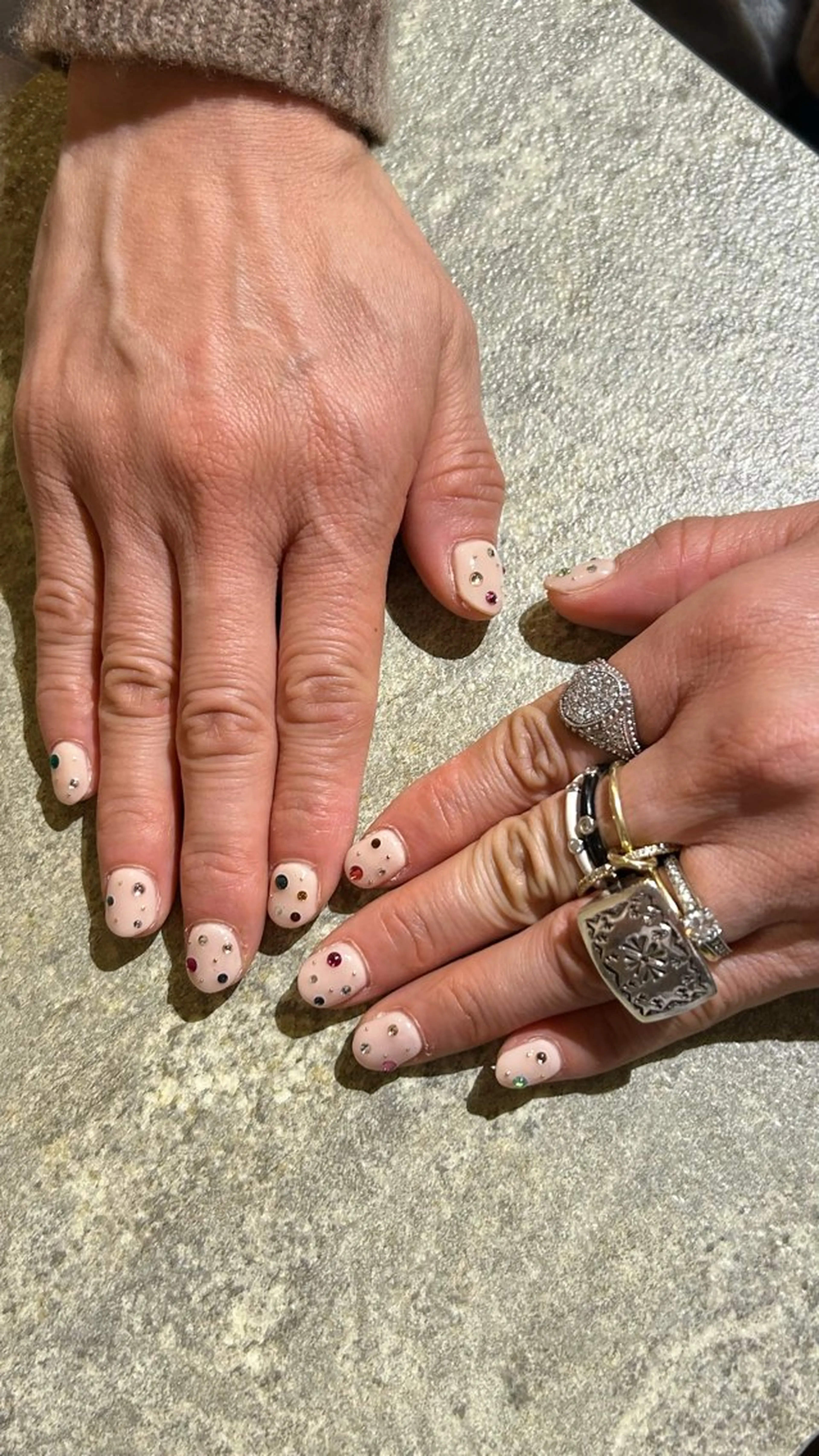 ネイル ハンドネイル 板垣 まいのネイルデザイン