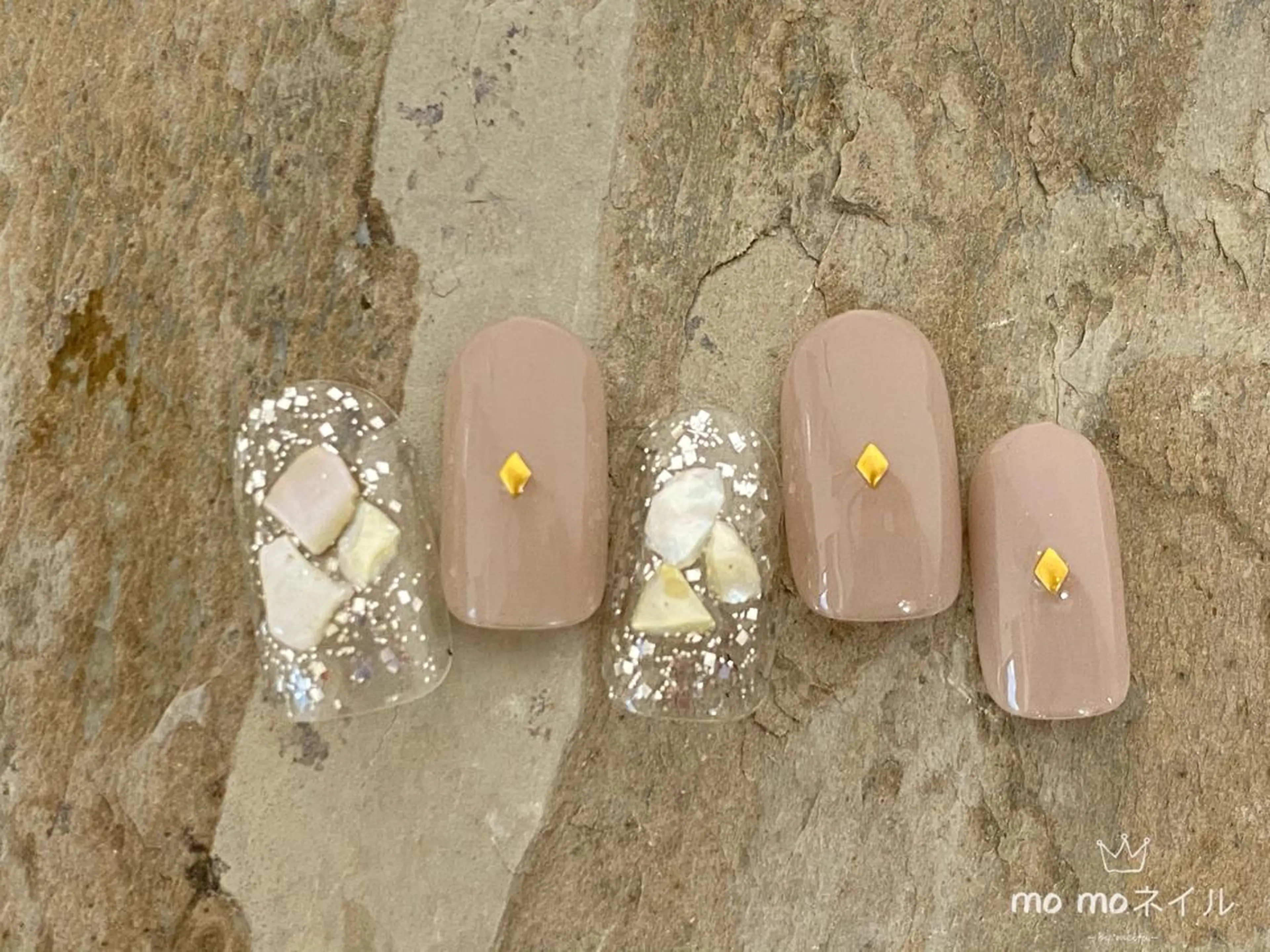 ネイル MOMO nailのネイルデザイン