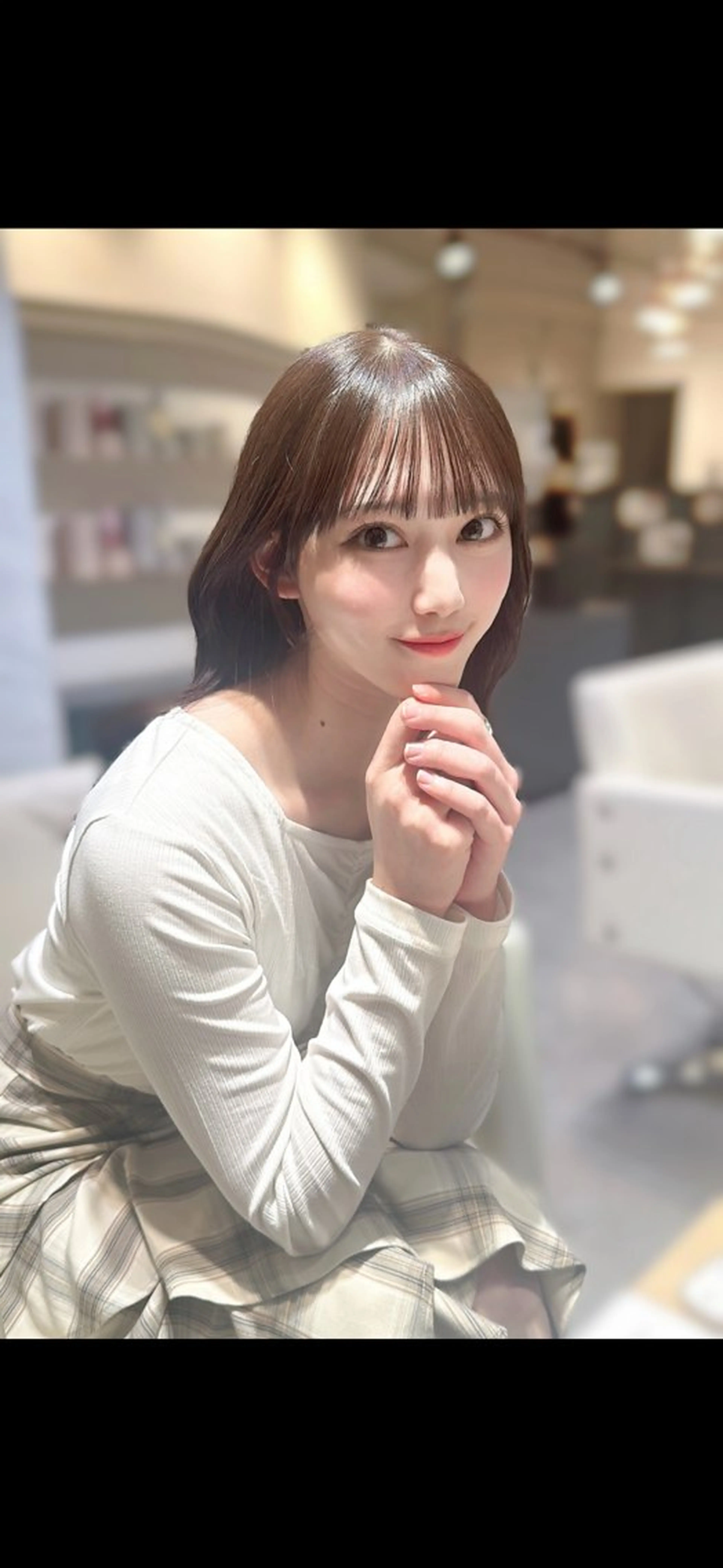 ロング 平尾 樹里のヘアスタイル