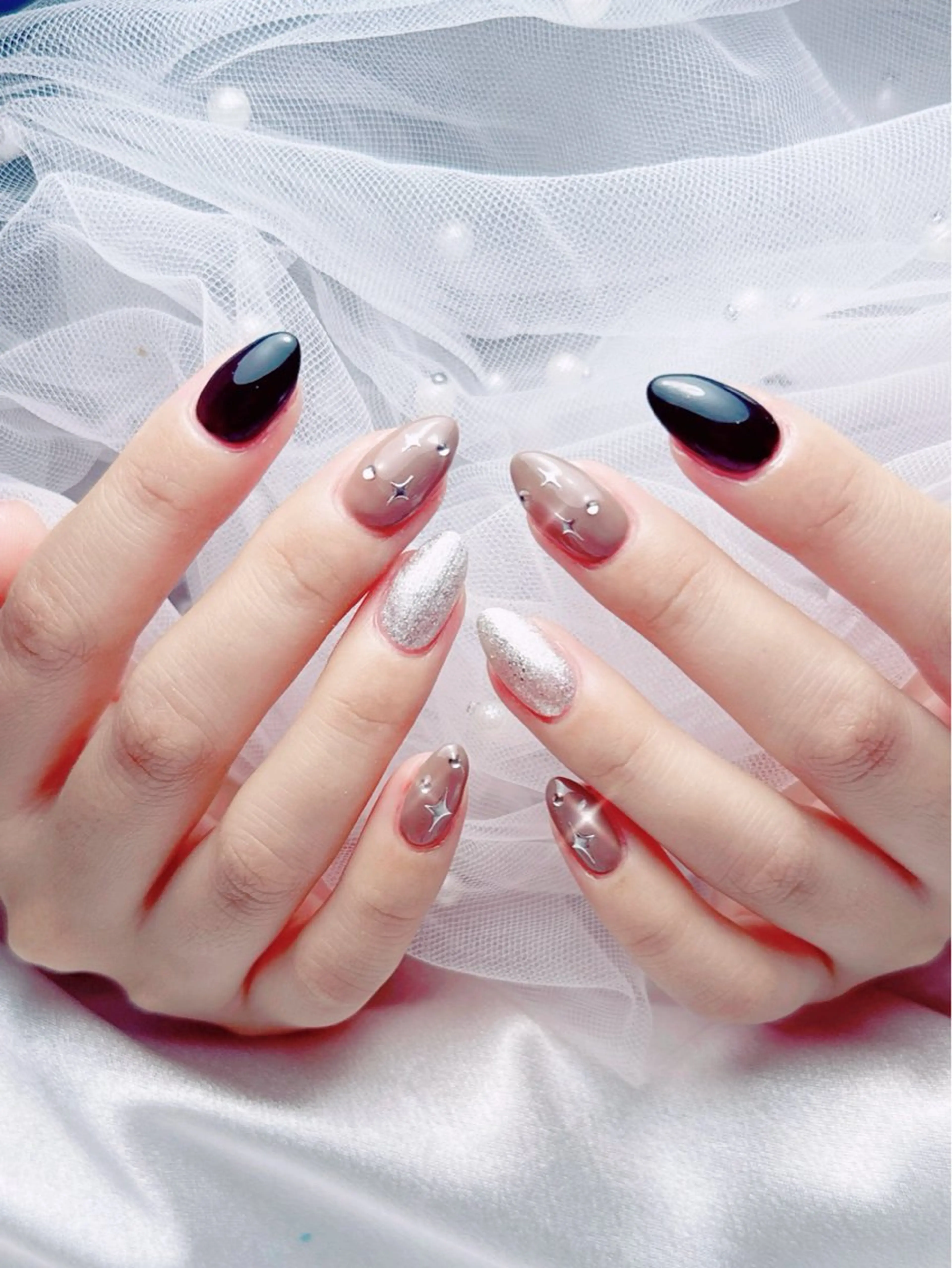 ネイル フレンチネイル ジェルネイル ハート 韓国ネイル マグネットネイル ハンドネイル ネイルサロン lotusのネイルデザイン