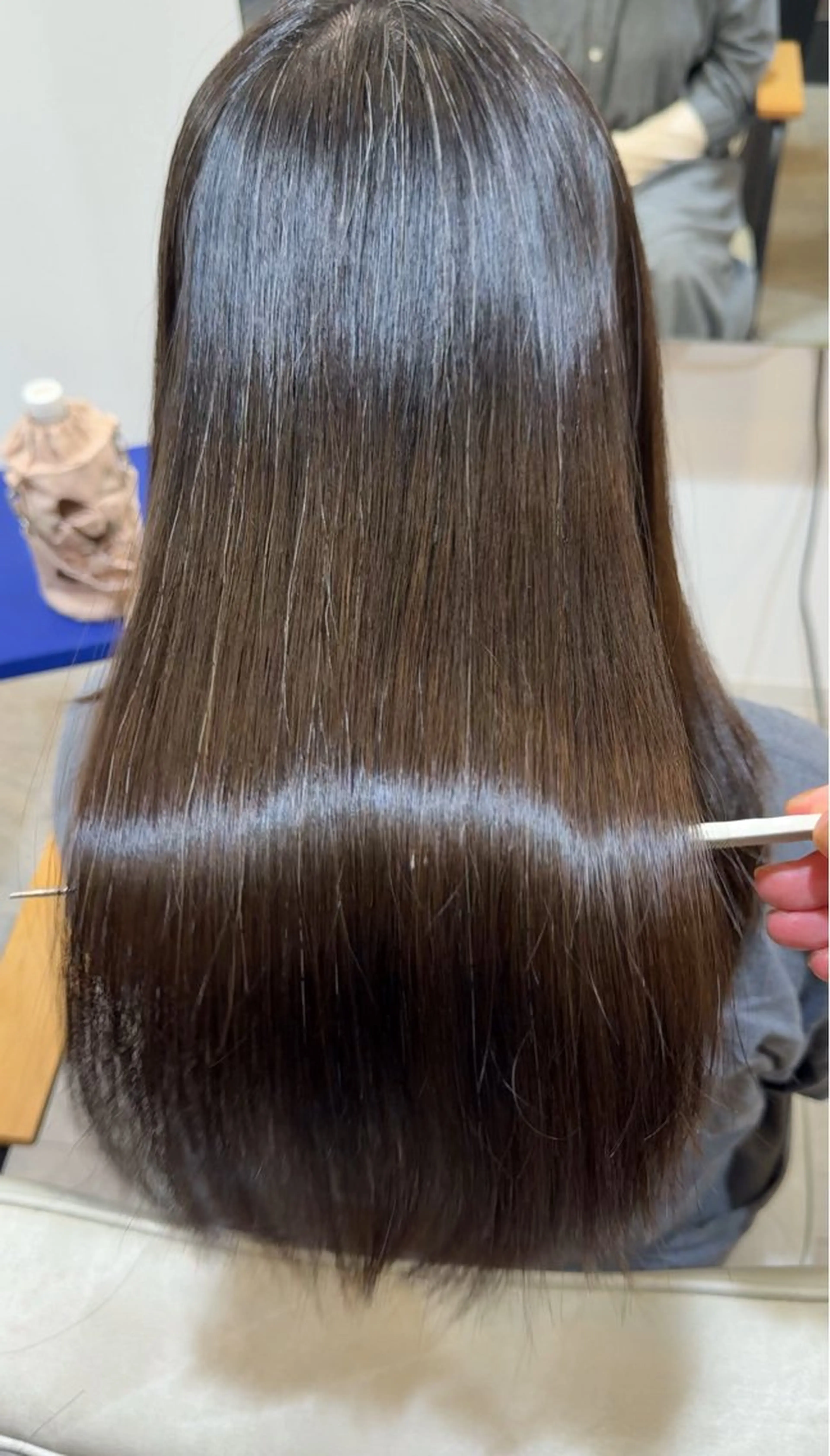 ロング 齋藤 里紗のヘアスタイル