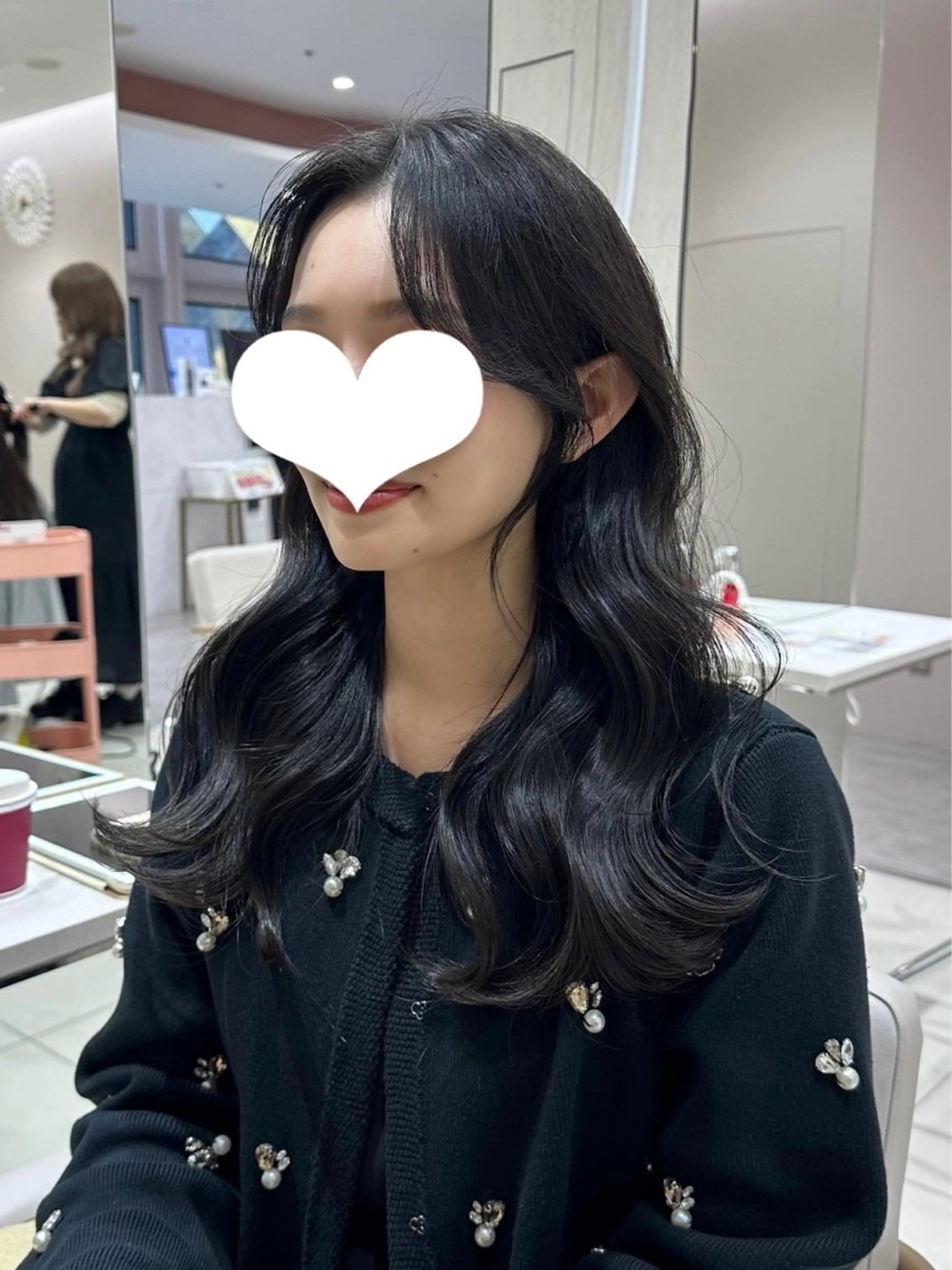 セミロング カラー くびれヘア レイヤーカット カット ヘアカラー トリートメント レイヤー/顔周り /透明感🩶高橋大のヘアスタイル