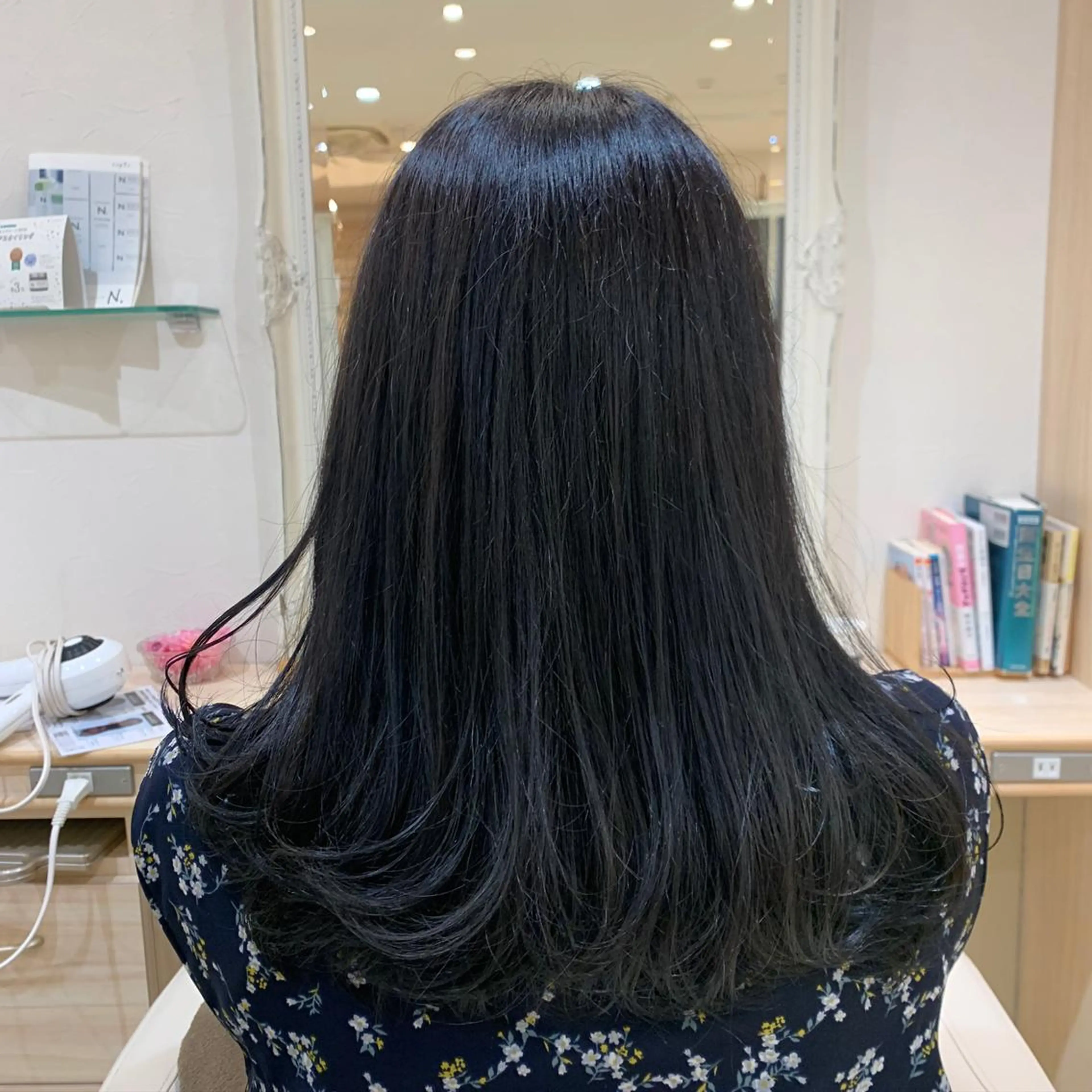 カラー 韓国風🌷✨ 守屋紗希のヘアスタイル