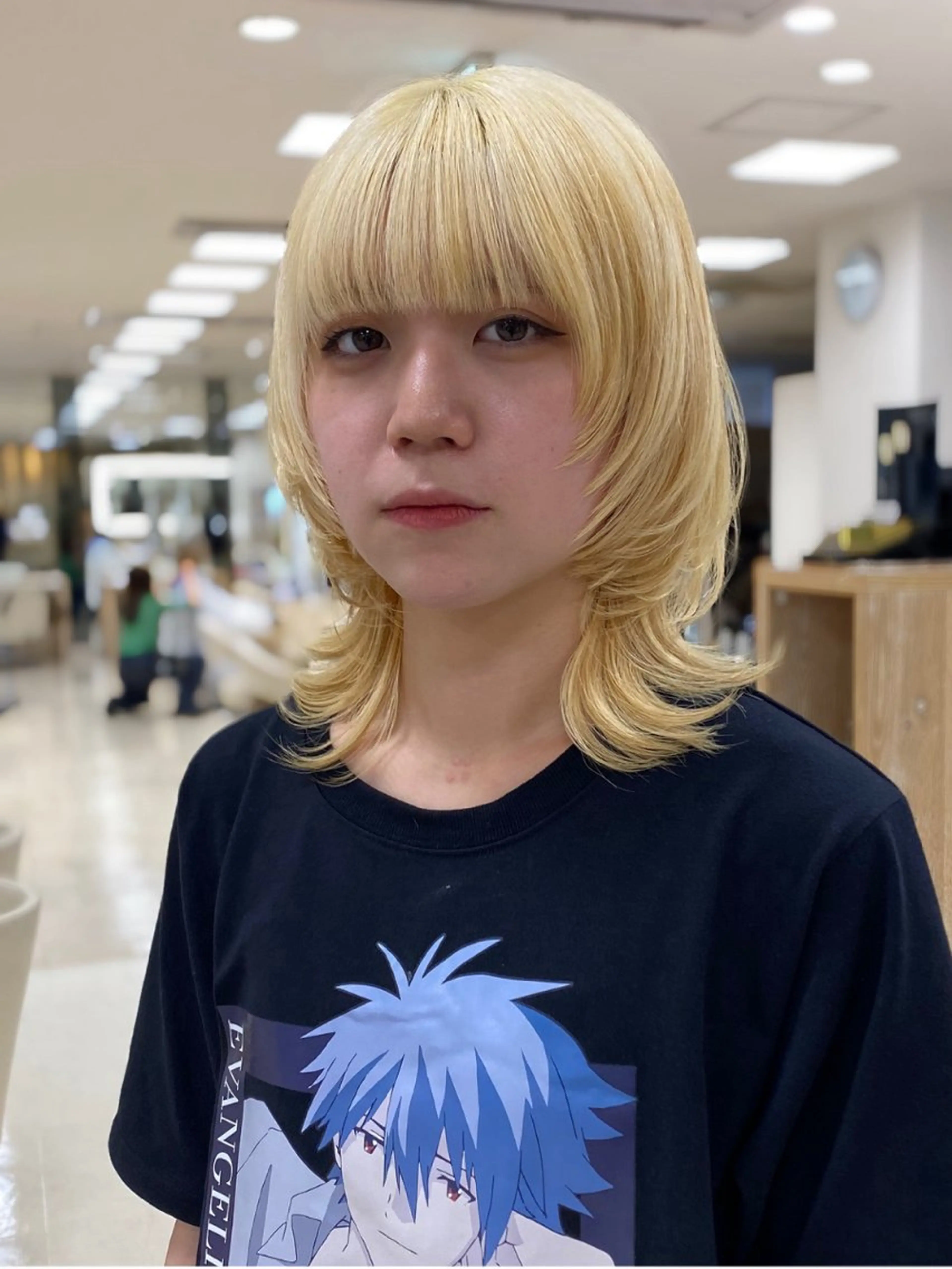 セミロング カラー バレイヤージュ ベージュカラー ブリーチ 抜きっぱなしブロンド ブロンド ヘアカラー トリートメント お悩み解決美容師🦚 片山/銀座/有楽町のヘアスタイル