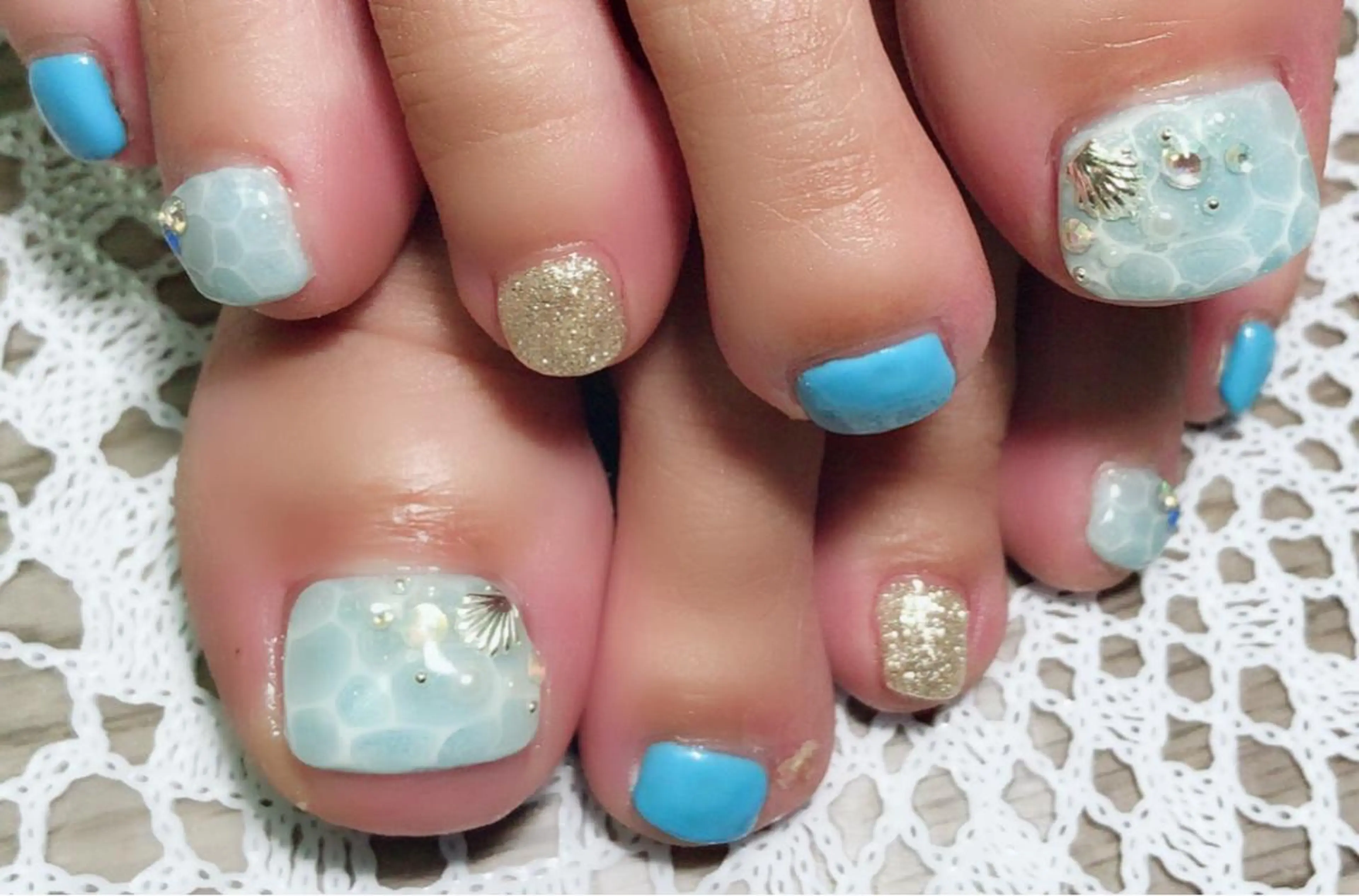 ネイル ラウバイマノマノ なかざとのネイルデザイン