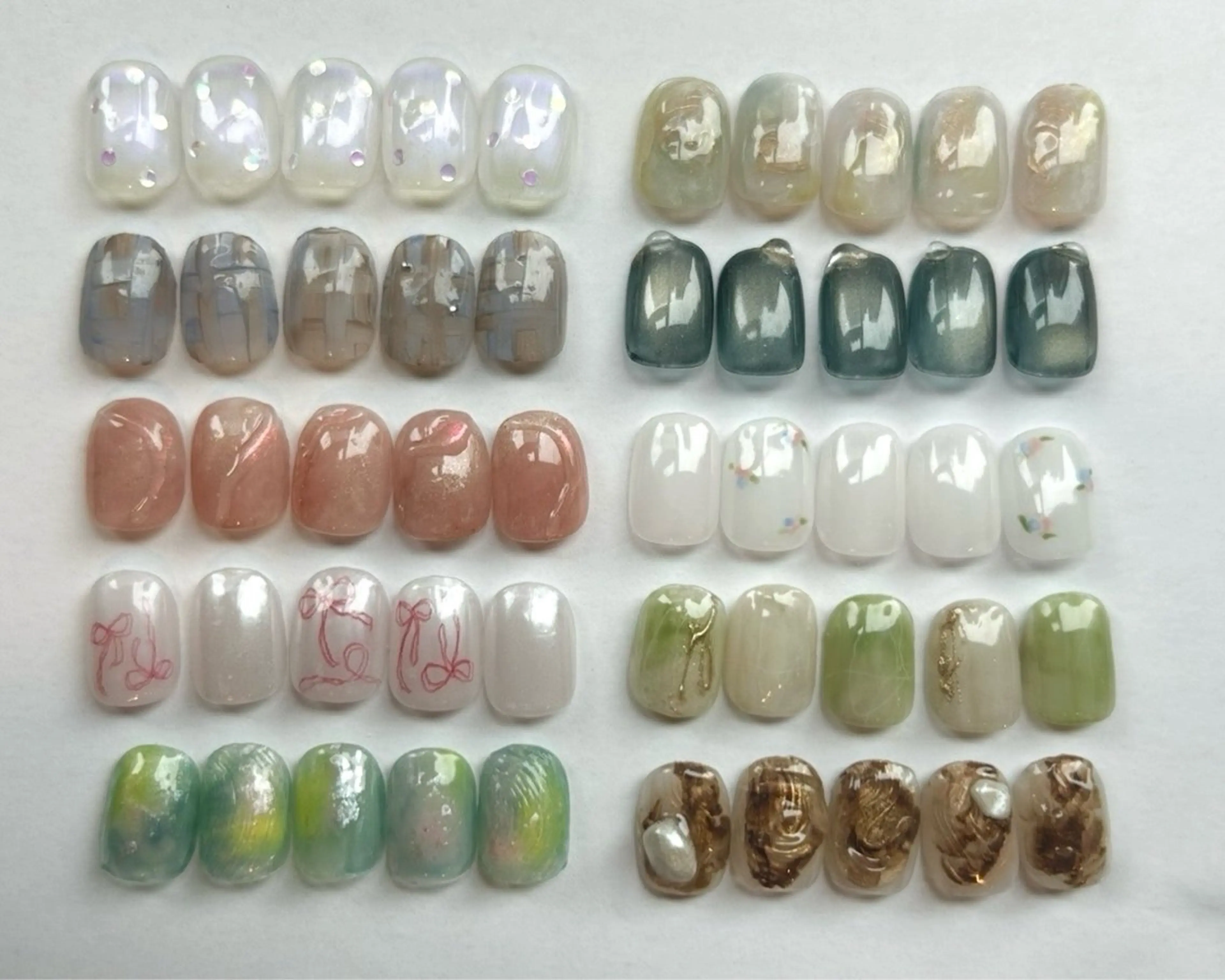 ネイル ハンドネイル scré as Ételのネイルデザイン