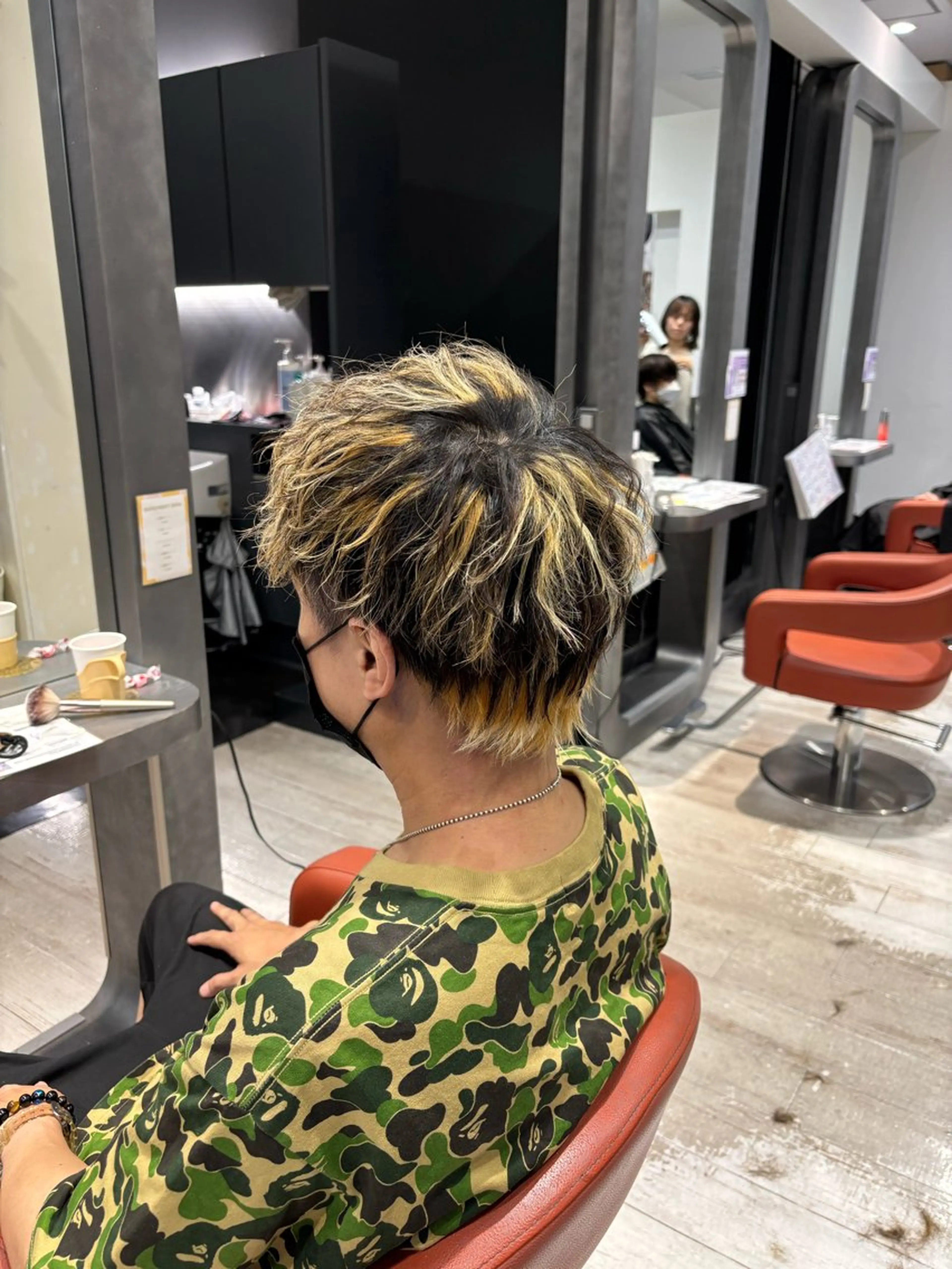 カラー メンズ メンズハイライト 抜きっぱなしブロンド ハイライトカラー カット ヘアカラー STYLE エキシティ店所属・杉原魁/髪質改善/ 似合わせパーマのヘアスタイル