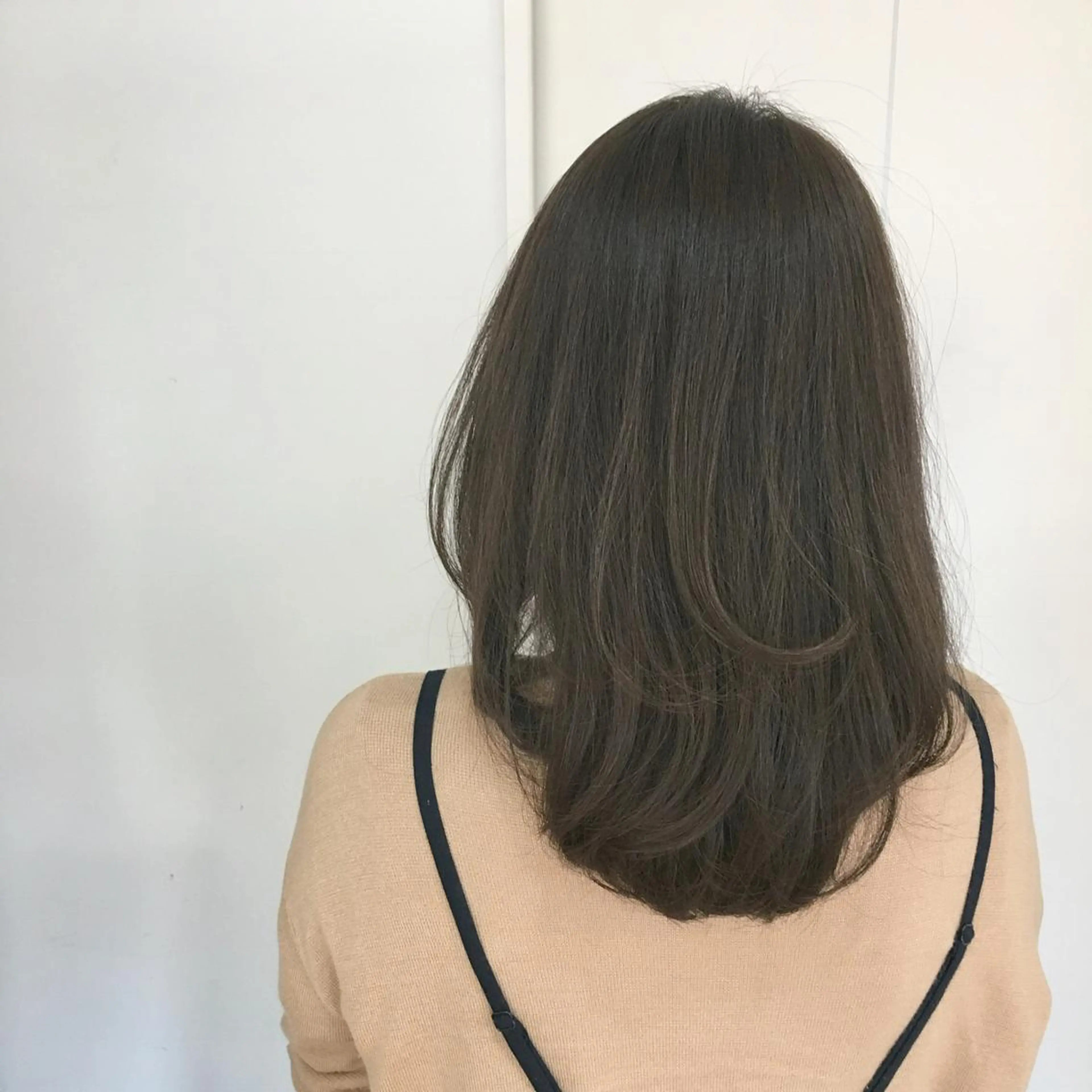 ミディアム 渡邉 佑典のヘアスタイル