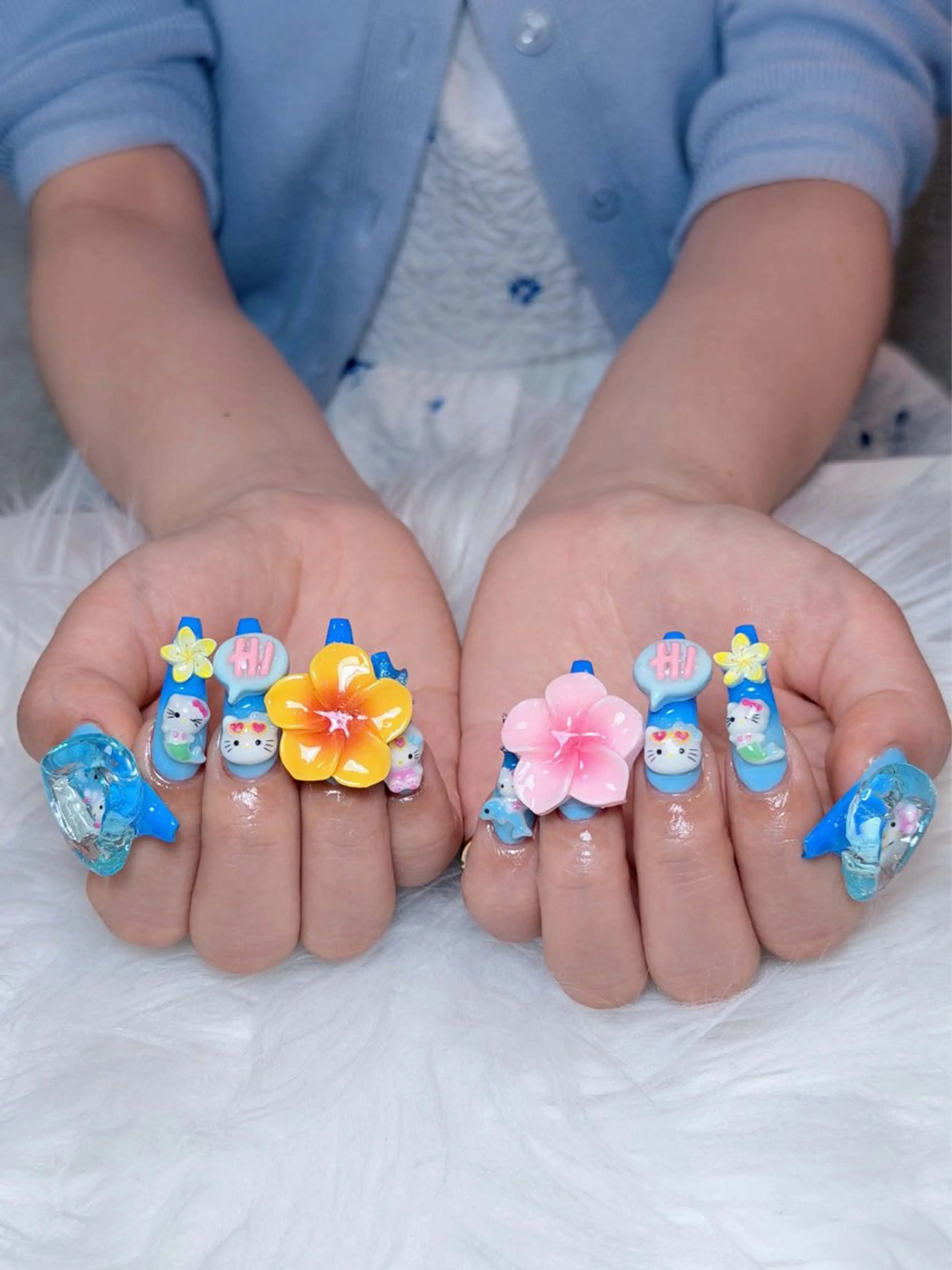 ネイル チークネイル ドット フレンチネイル グラデーション ハート ハンドネイル Julli NailStudioのネイルデザイン