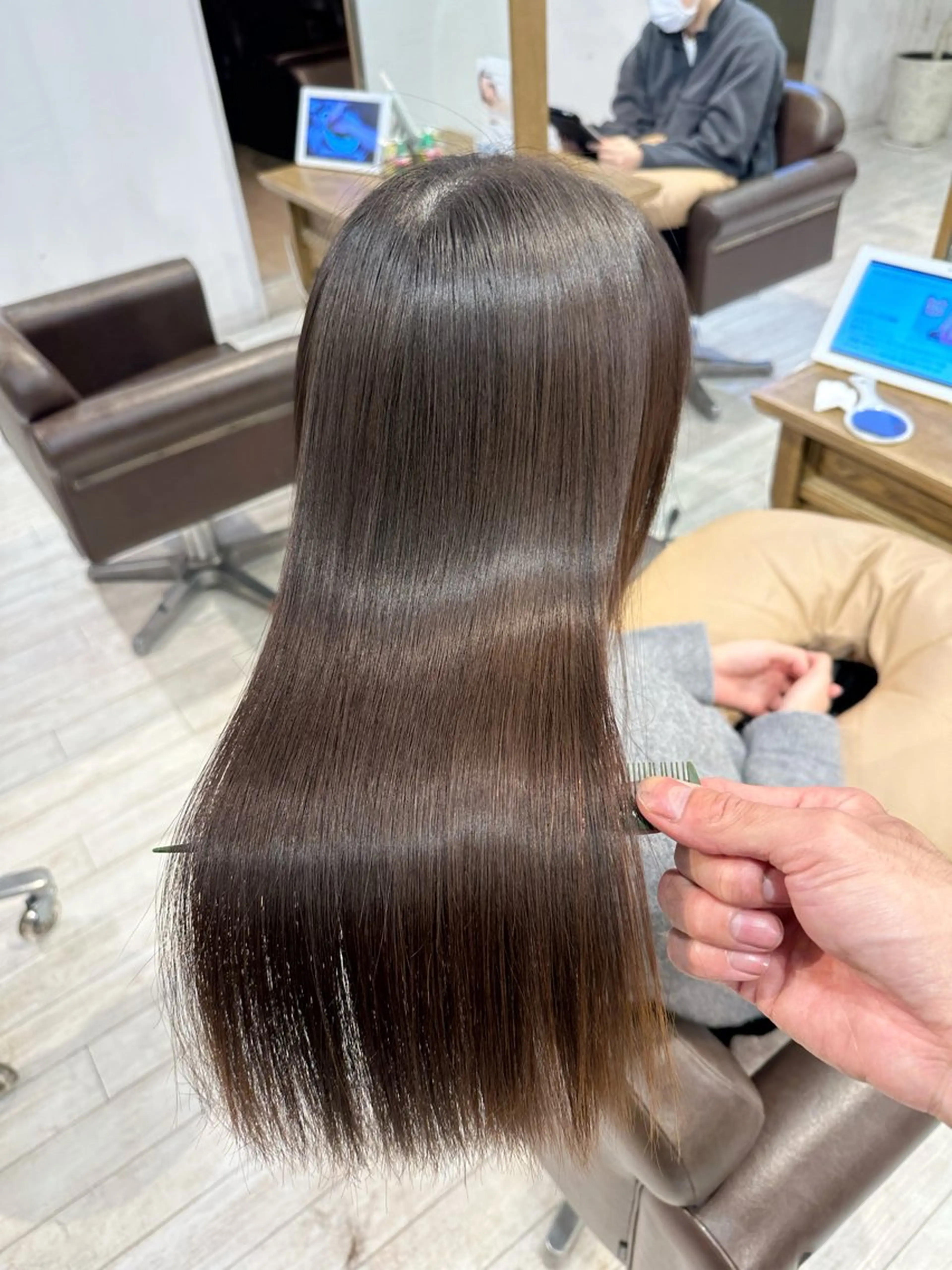 セミロング 縮毛矯正 縮毛矯正/ショート/ レイヤー/畑中正敏のヘアスタイル