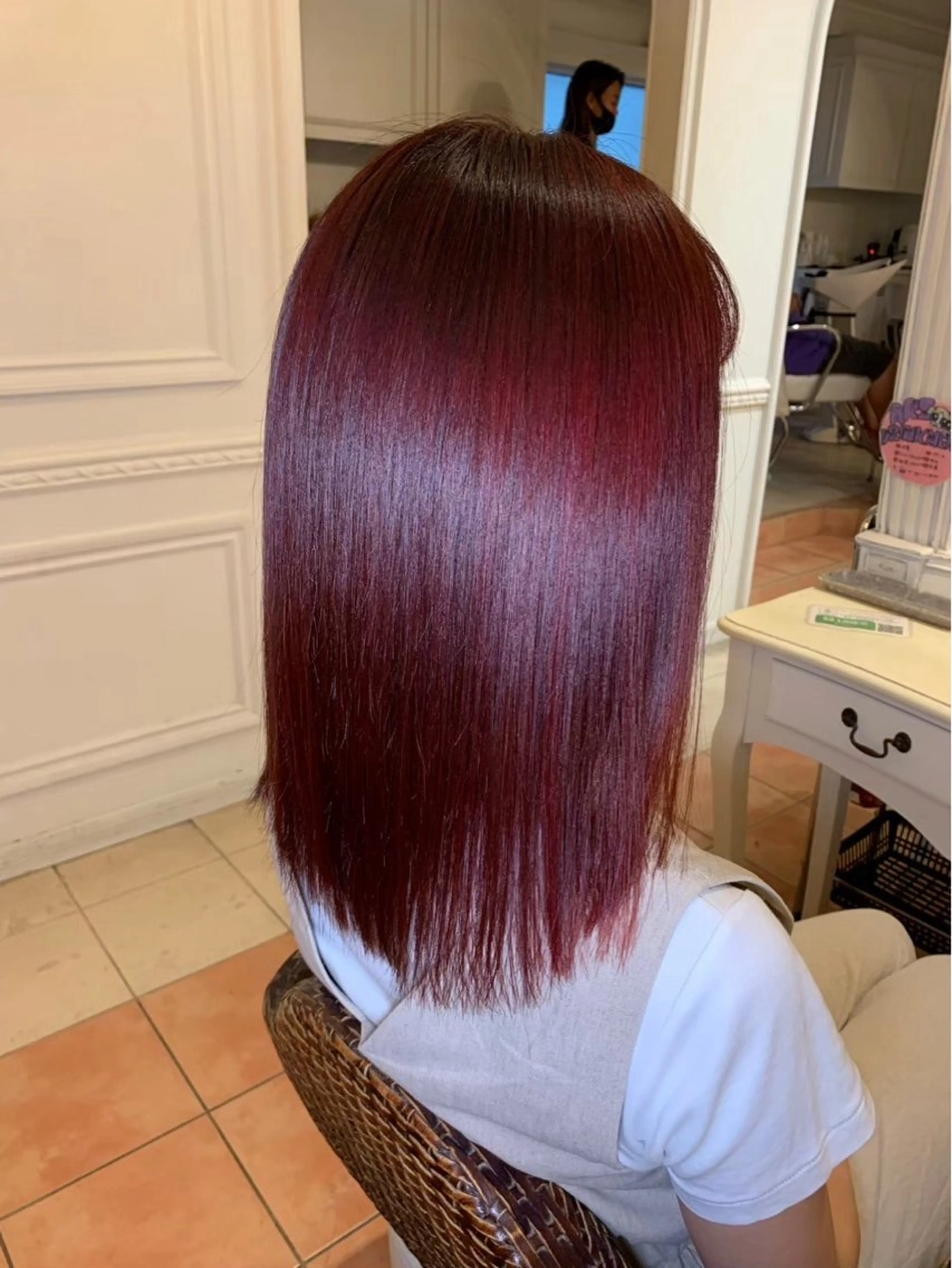 ロング ヘアカラー LOVEST 優月のヘアスタイル