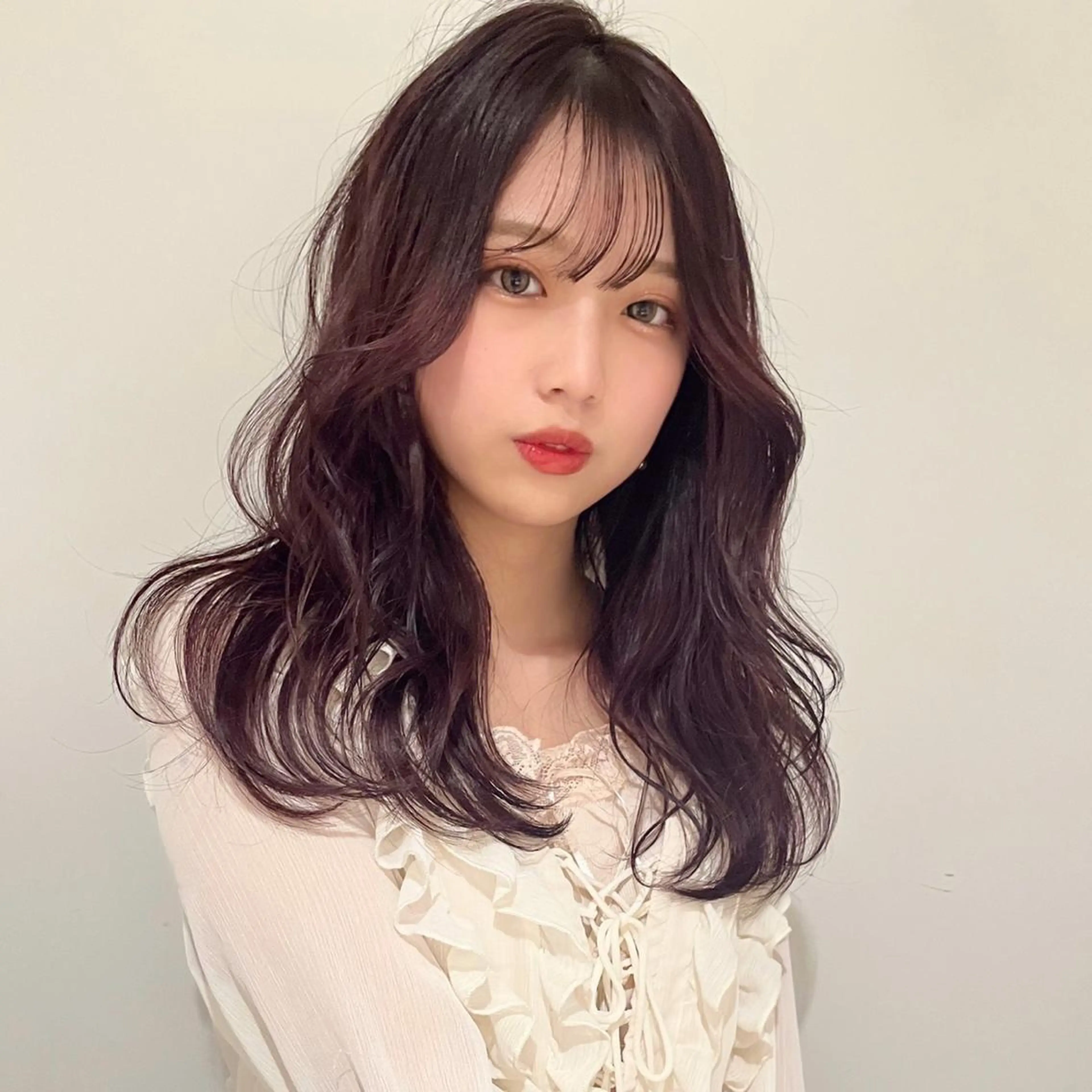 ロング カラー ヘアアレンジ ラベンダーカラー 🎀taro ブリーチなしカラーのヘアスタイル