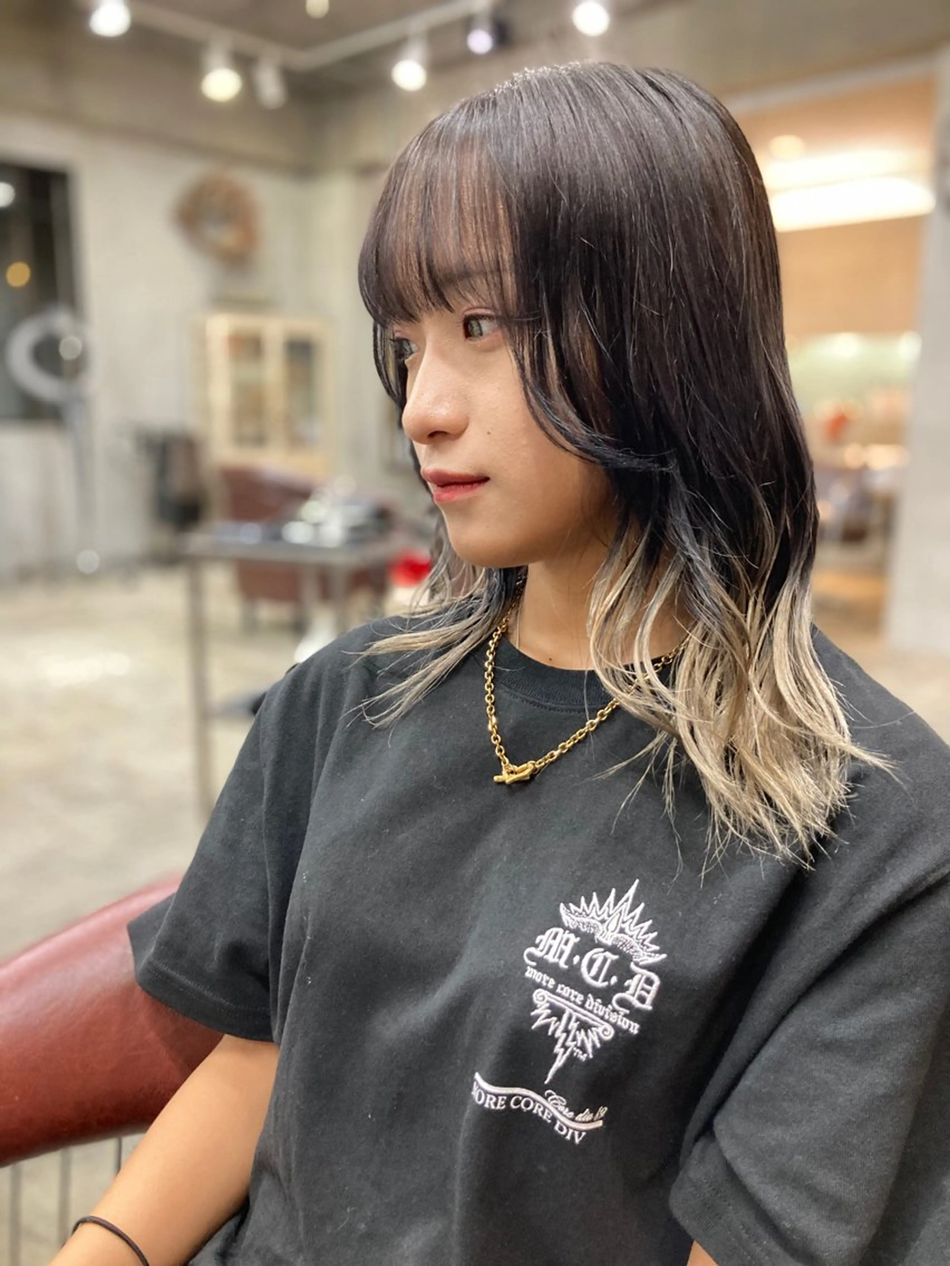 セミロング カラー グラデーションカラー ヘアカラー 新田龍之輔 →メンズ／派手髪のヘアスタイル