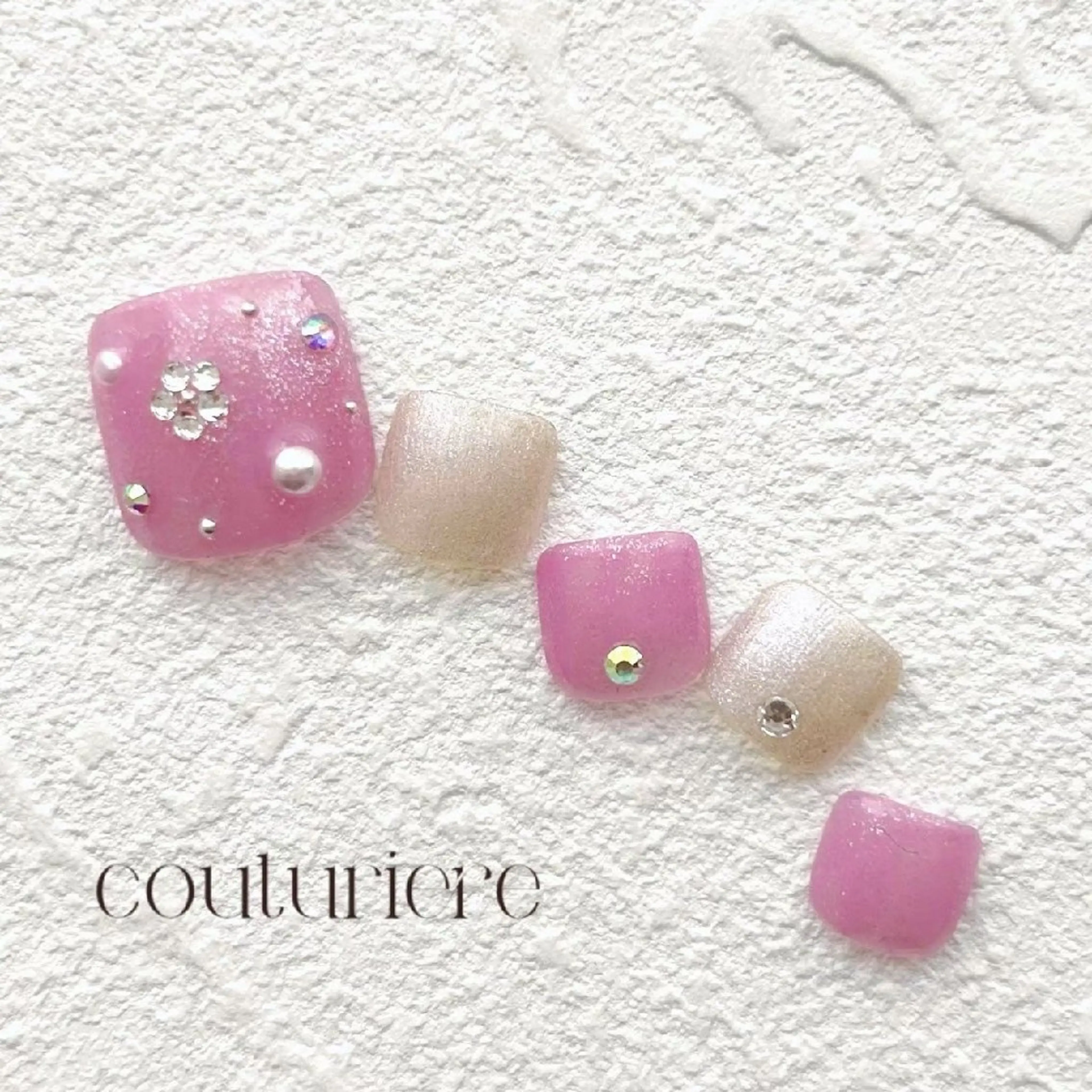 ネイル フットネイル クチュリエール銀座 💅 ちさと🐾のネイルデザイン