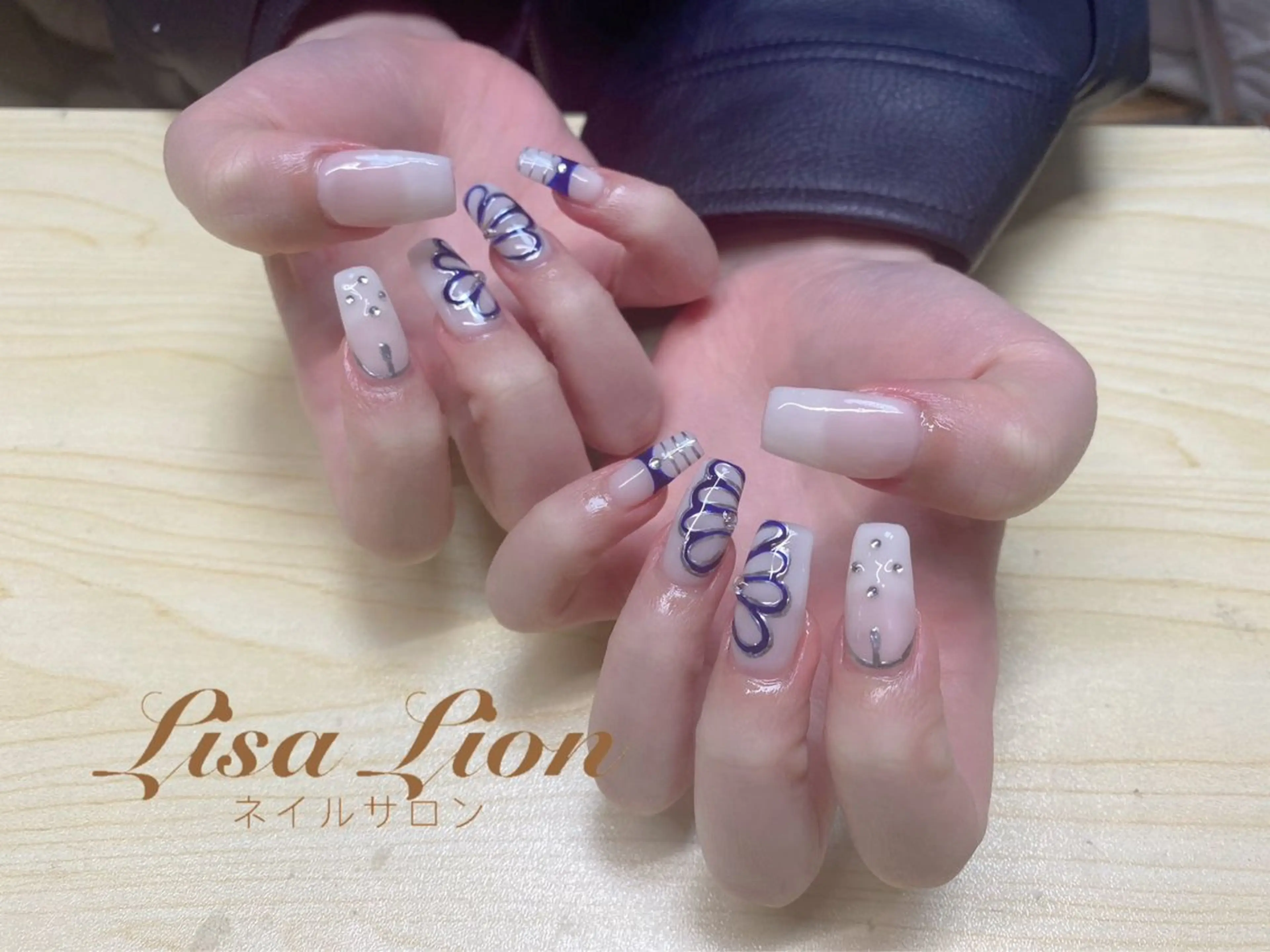 ネイル M. Tui Tuiのネイルデザイン