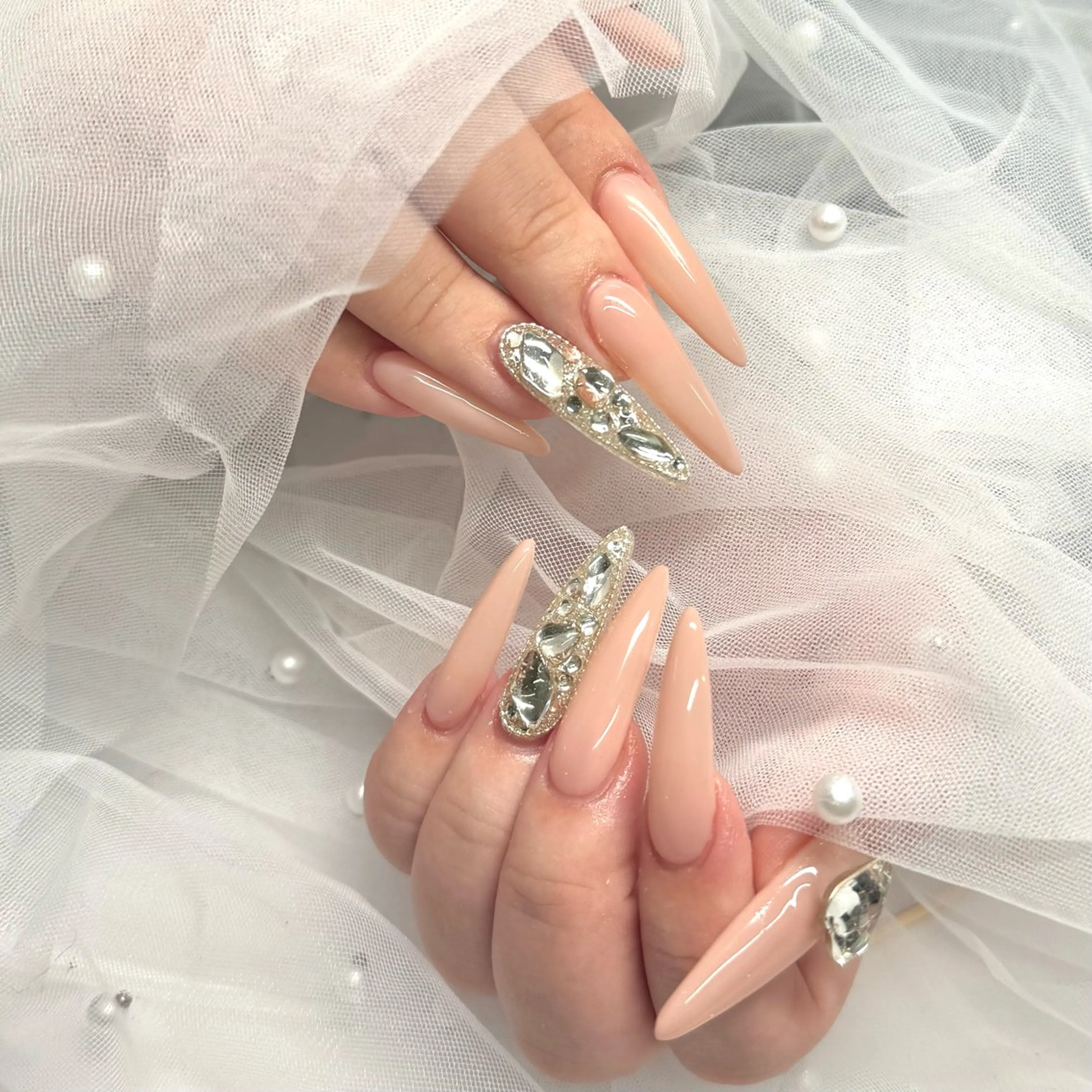 ネイル ロングネイル ワンカラーネイル スカルプネイル ハンドネイル 🫧Rio🫧ネイル /渋谷🫧ワンホンのネイルデザイン