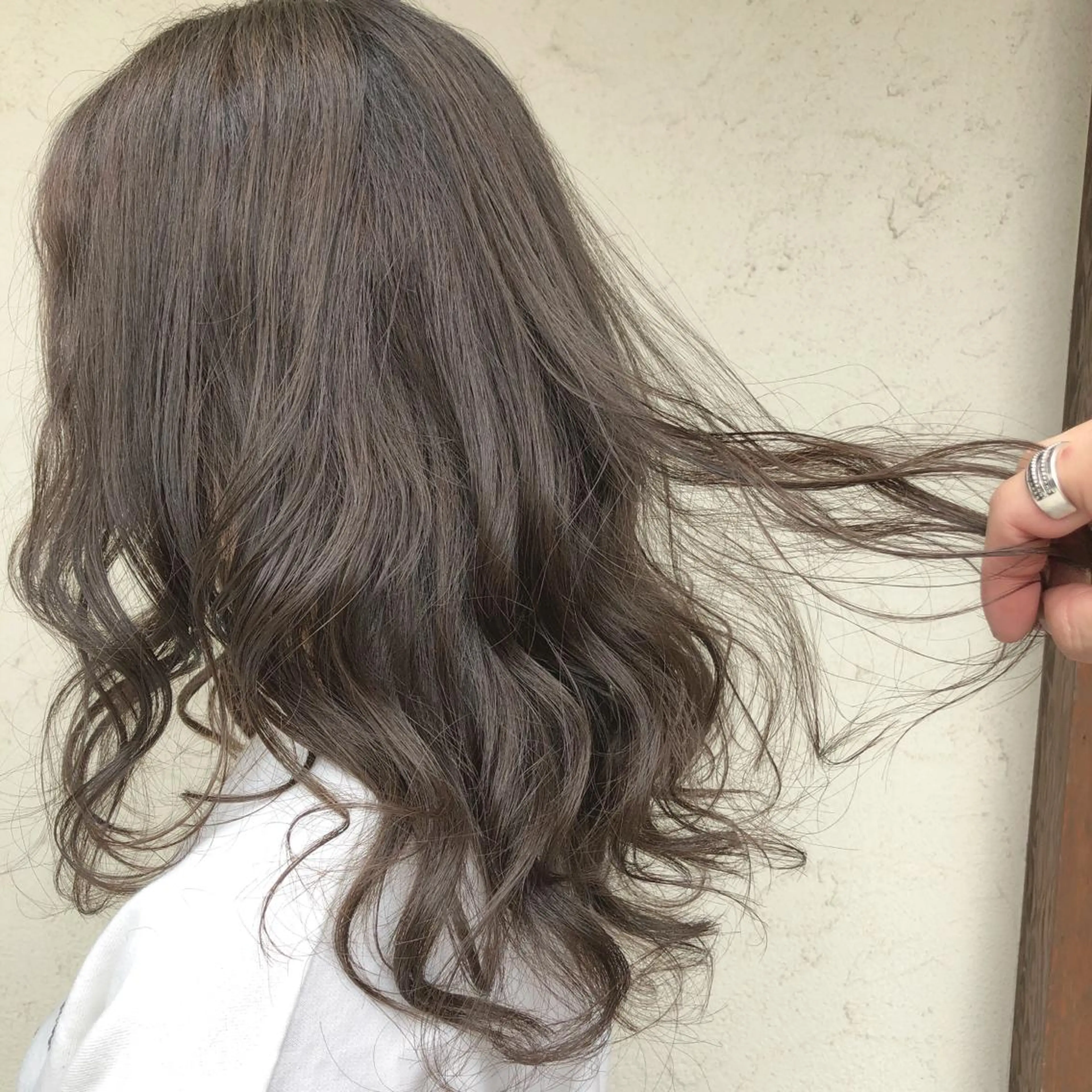 ミディアム カラー アディクシーカラー ブリーチ 透明感カラー ブリーチなしカラー ヘアカラー トリートメント 艶髪育成サロン 京橋　shinのヘアスタイル