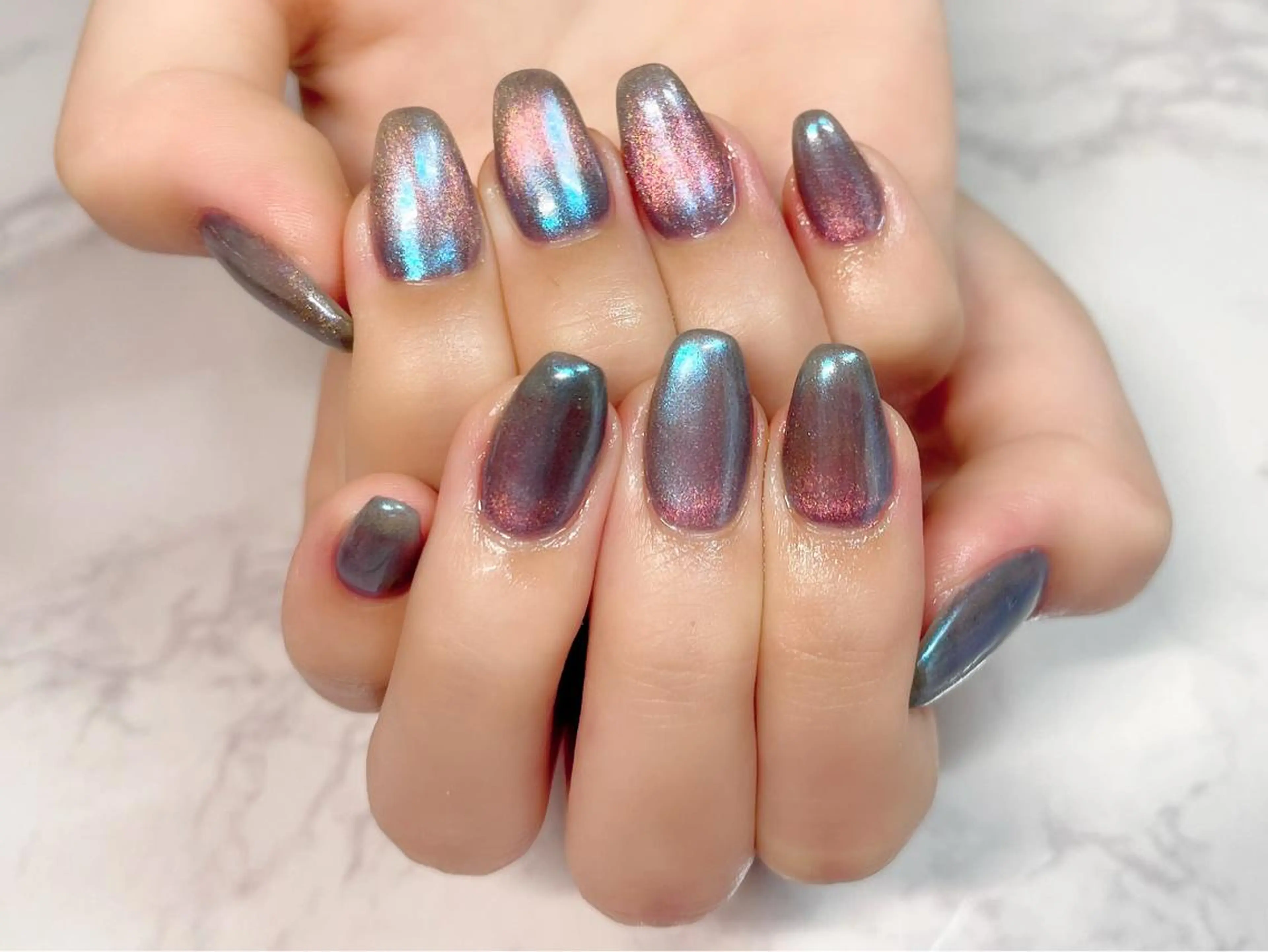 ネイル オーロラネイル ラメ(グリッター) マグネットネイル ハンドネイル Nail Salon KURELLYのネイルデザイン
