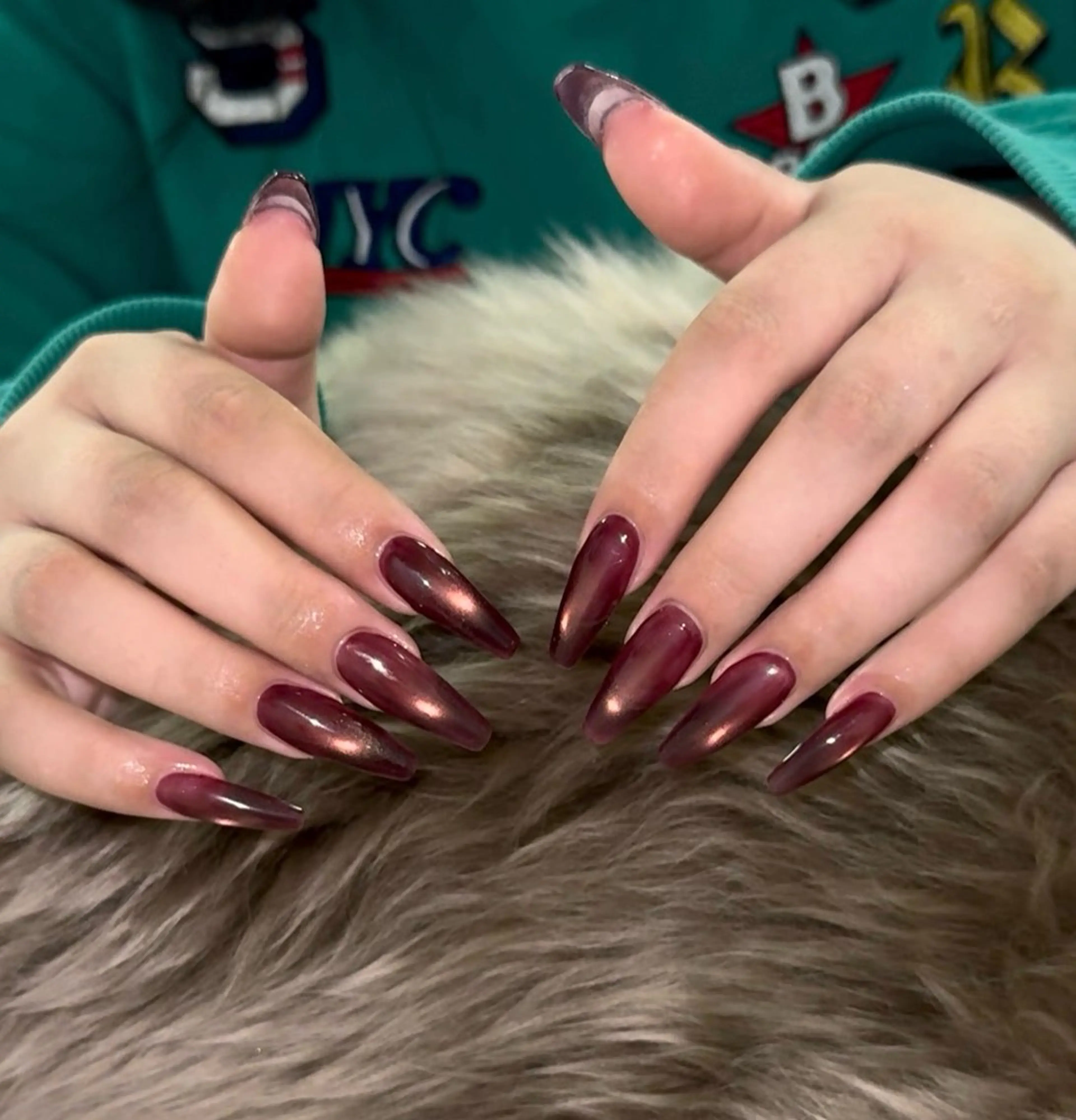 ネイル ハンドネイル Saya 海外風 マグ 華やかのネイルデザイン