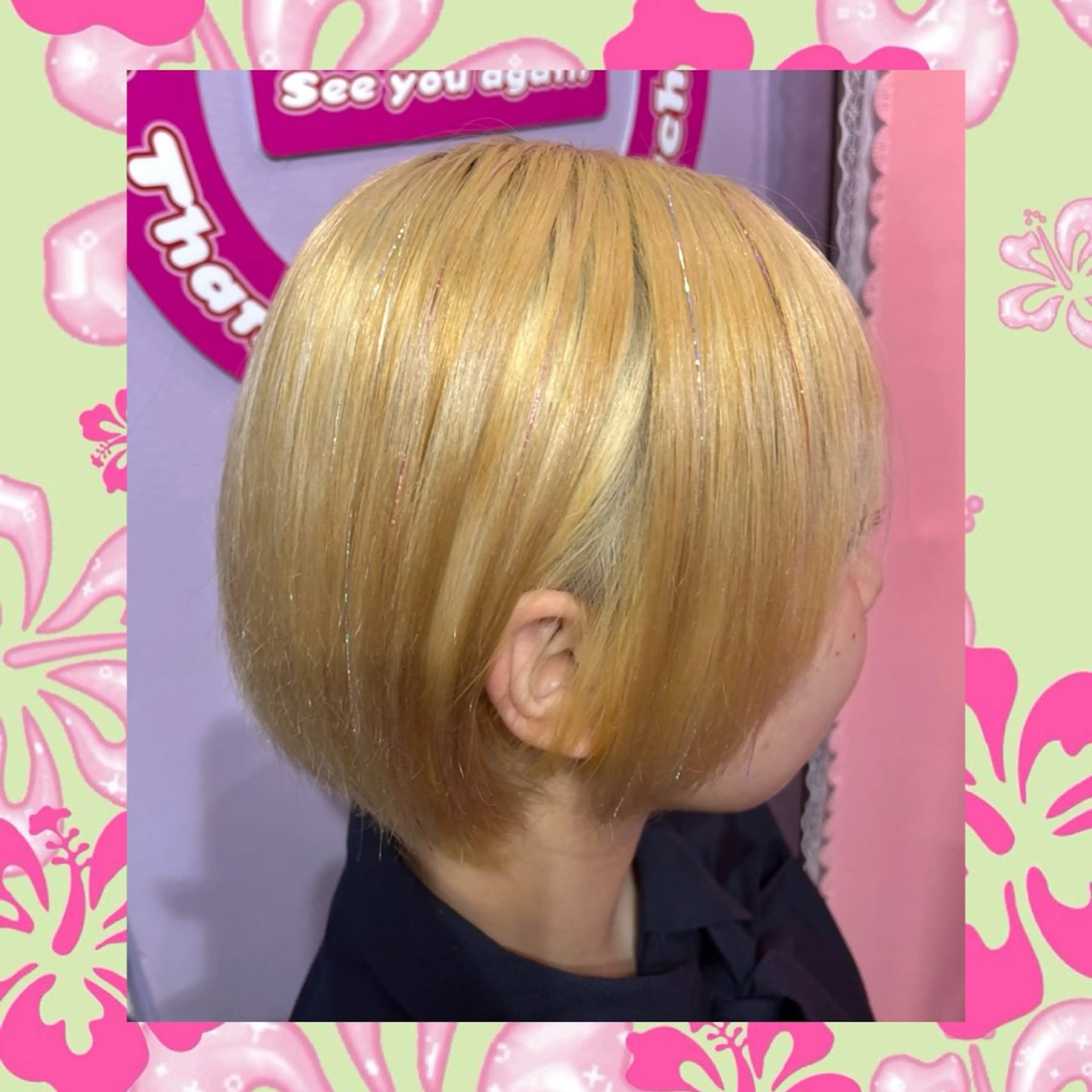 ショート カラー ブリーチ ブロンド ヘアカラー Miju💖派手髪/ ティンセル/エクステのヘアスタイル
