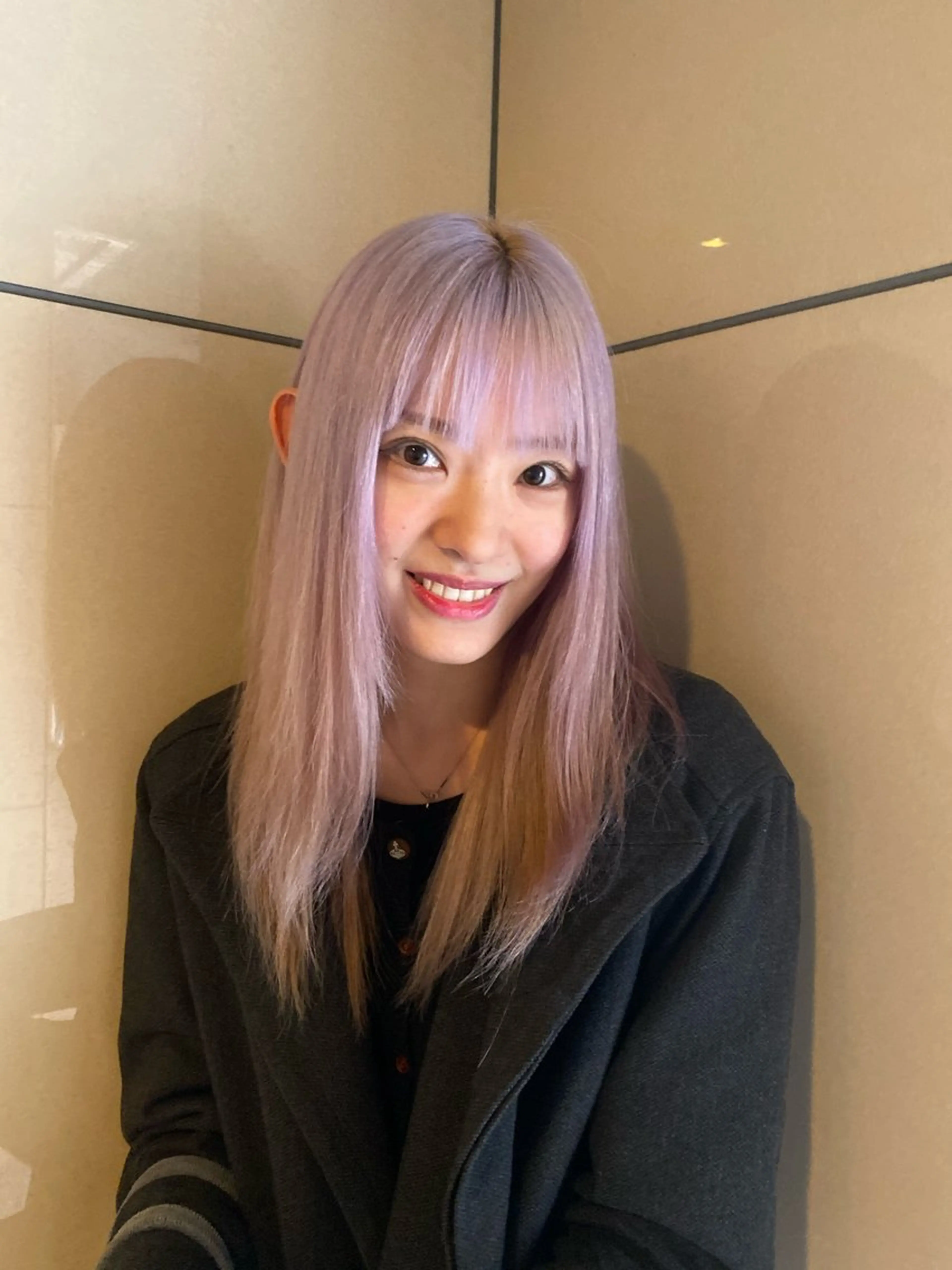 ロング カラー 只野 真衣のヘアスタイル