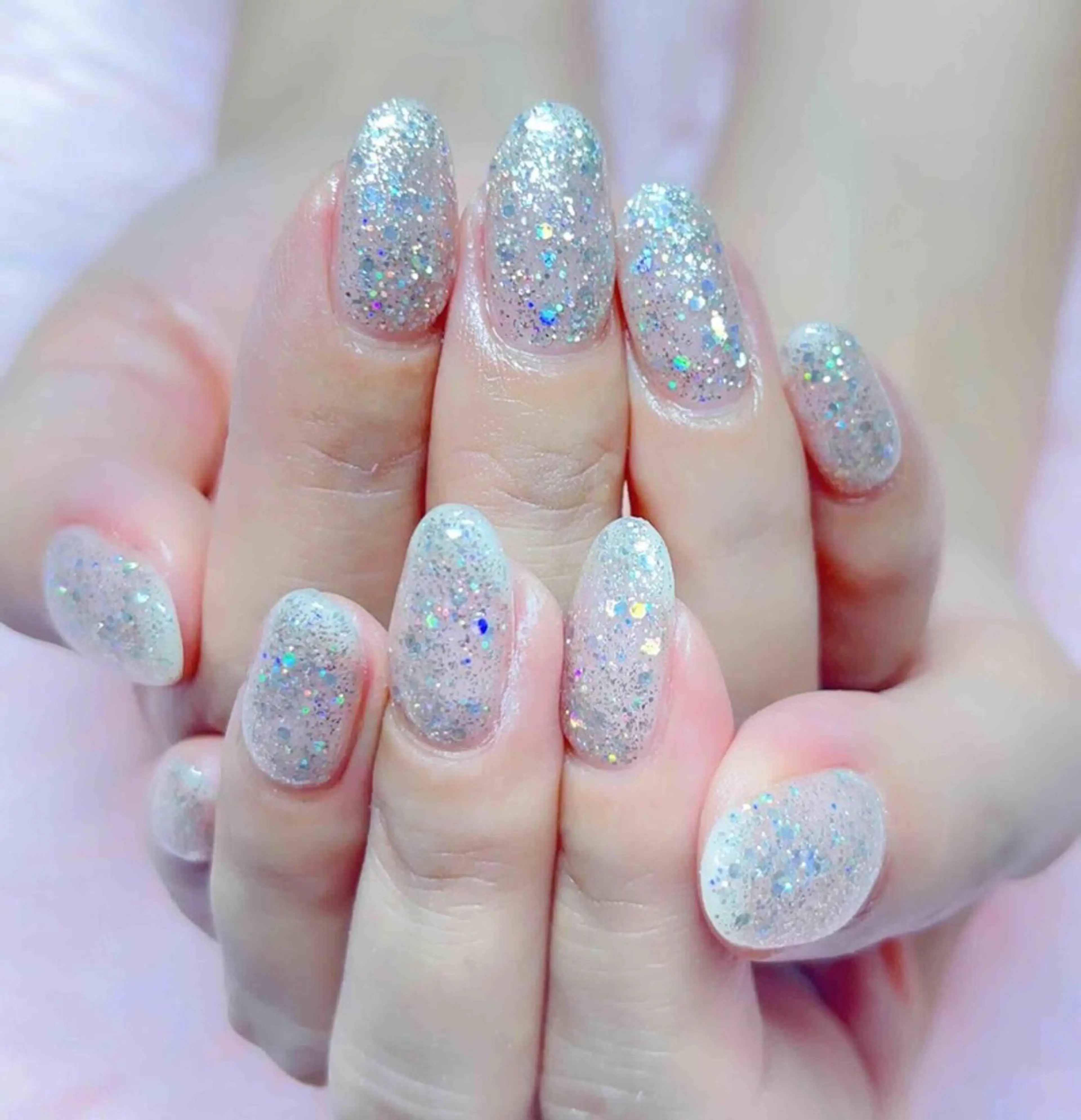 ネイル ハンドネイル MoonNail ユリ🌸のネイルデザイン