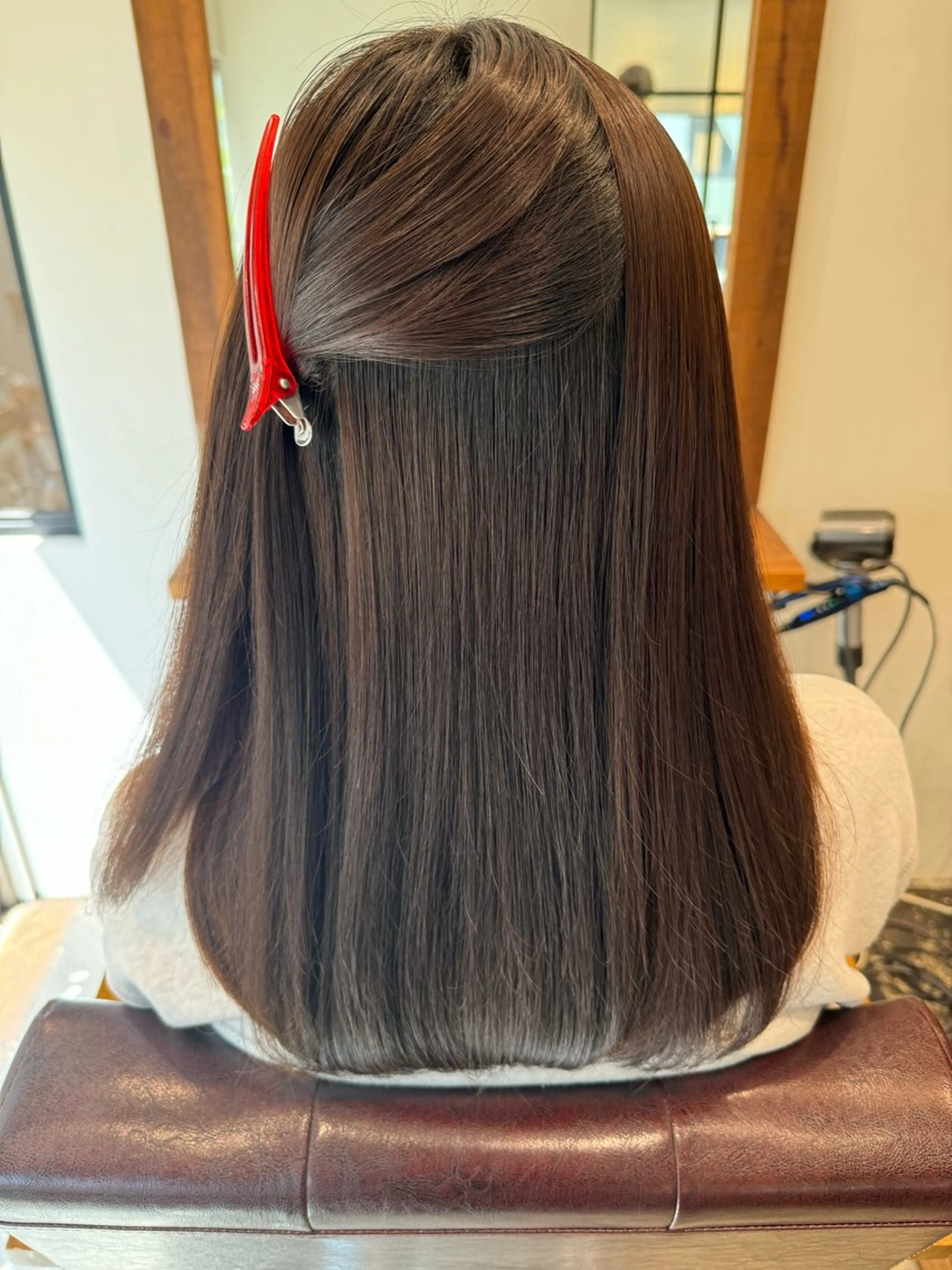 セミロング 酸性ストレート 縮毛矯正 ホリグチ ルナのヘアスタイル