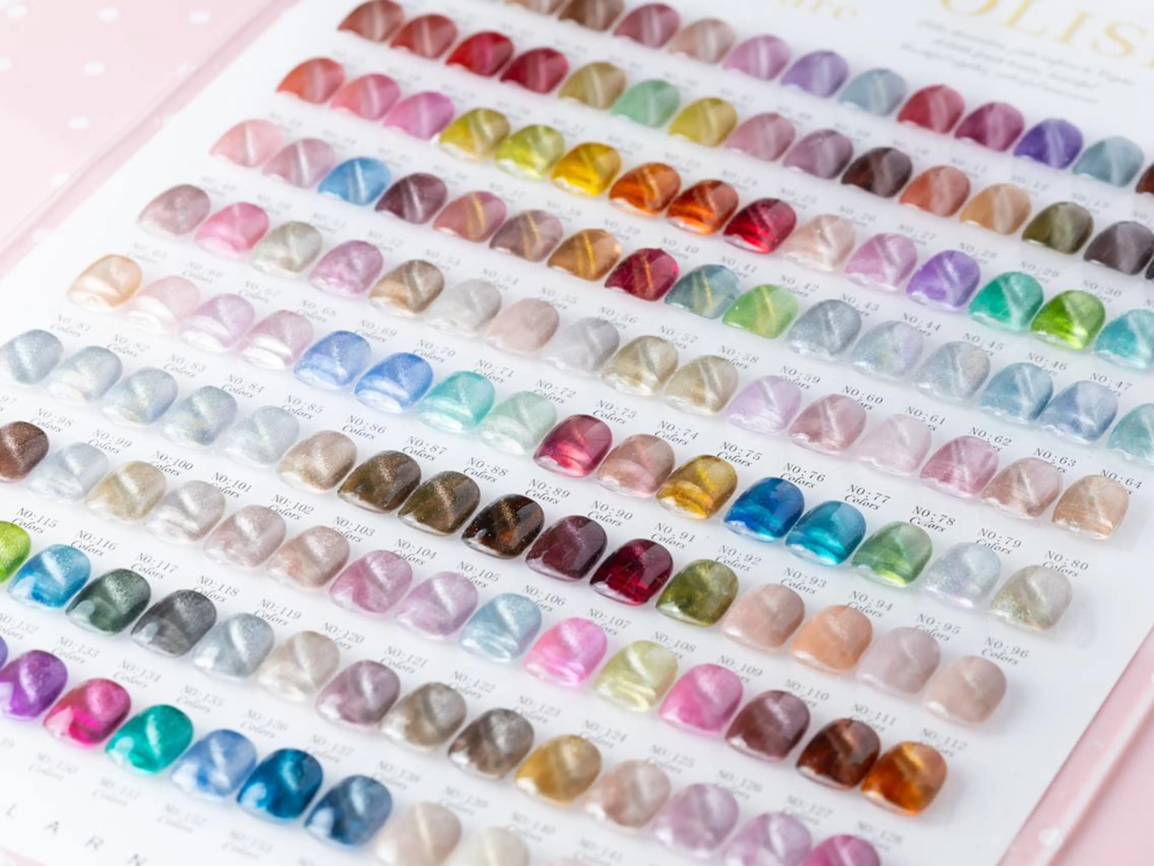 ネイル サロン名Ariel KANAのネイルデザイン