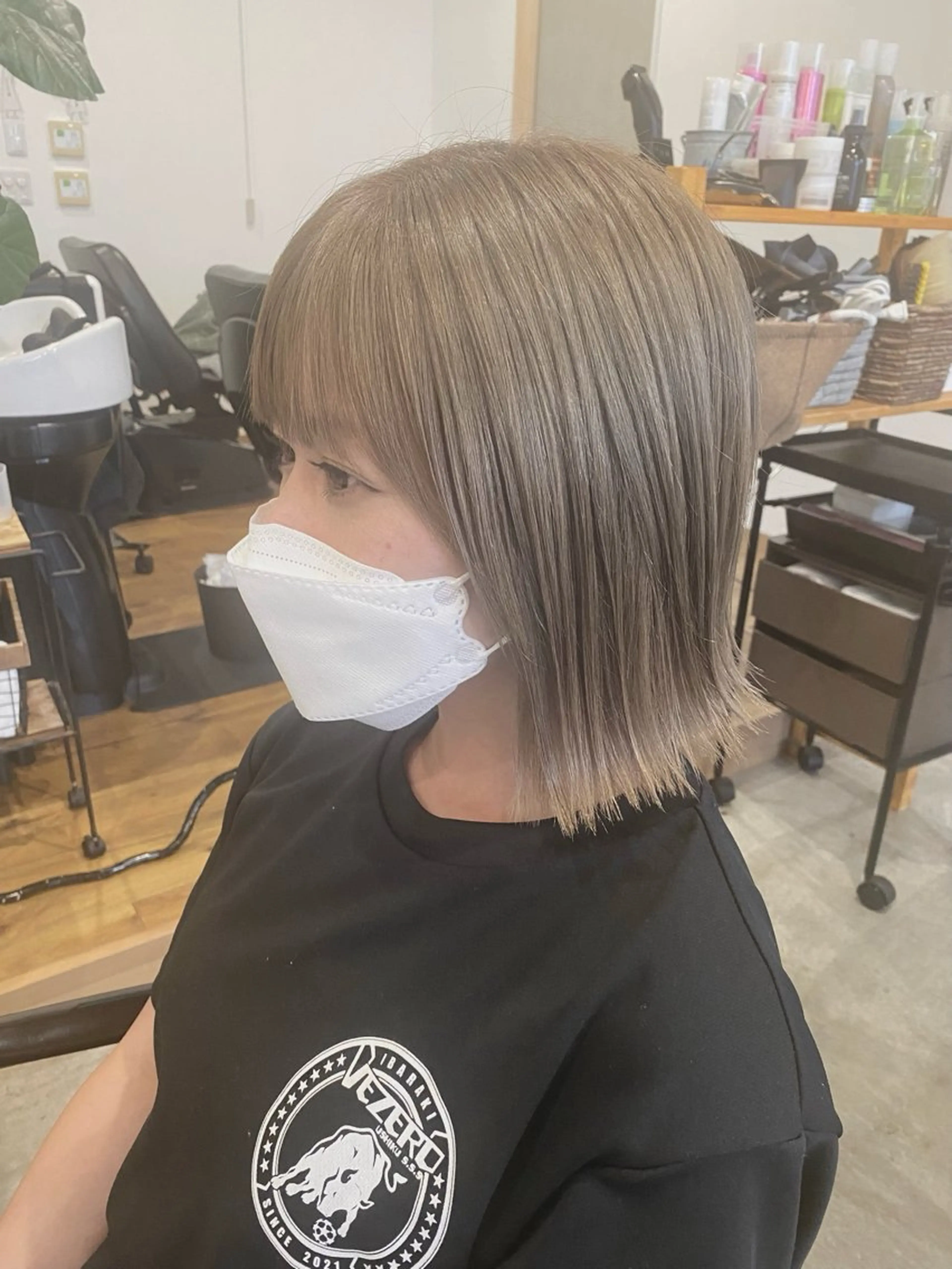 カラー ブリーチ グレージュ chill-hus所属・瀬尾 亜沙美のヘアスタイル