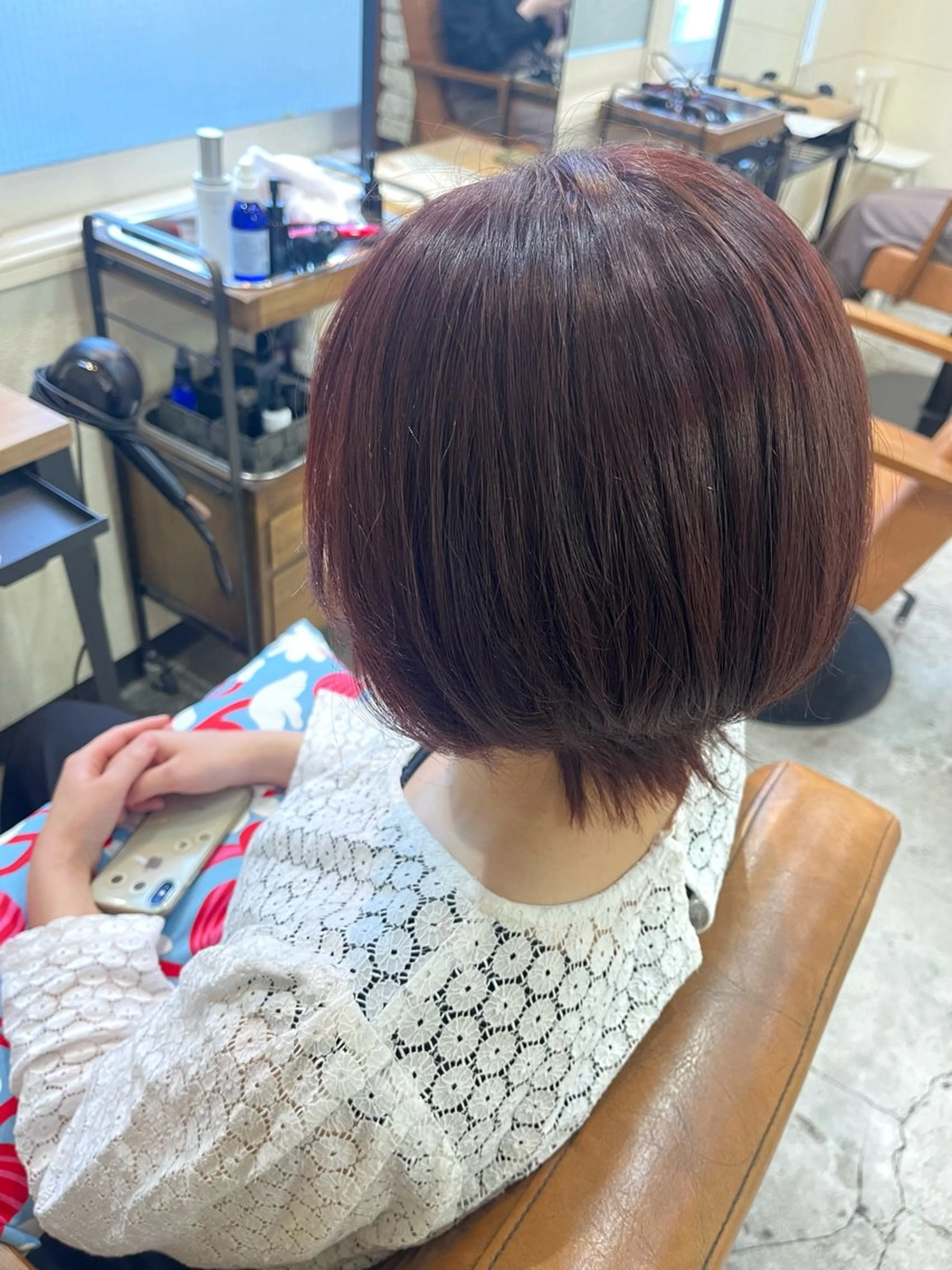 ショート ヘアカラー オオノ ヒヨリのヘアスタイル