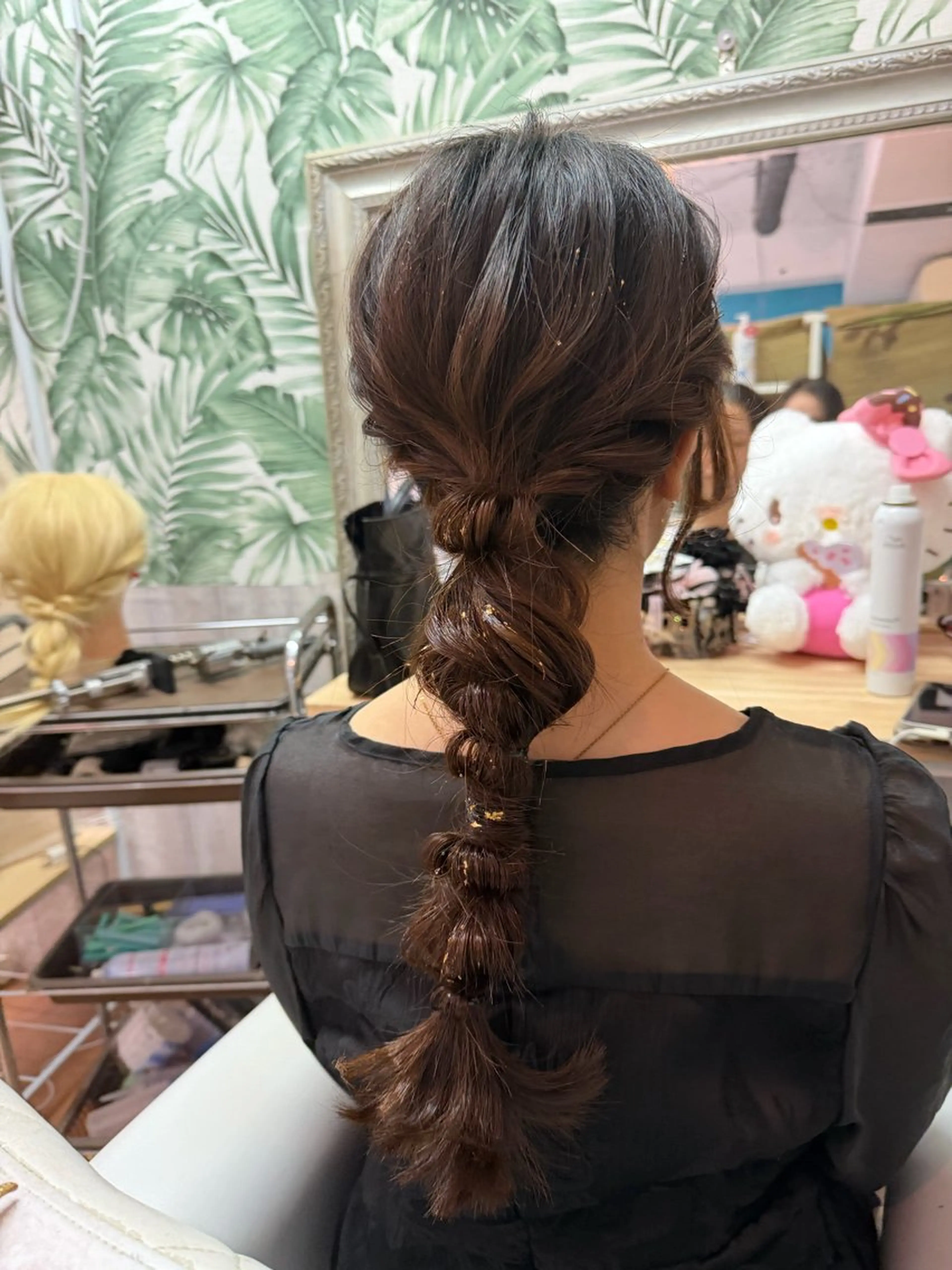 ロング ヘアセット 川本 葵のヘアスタイル