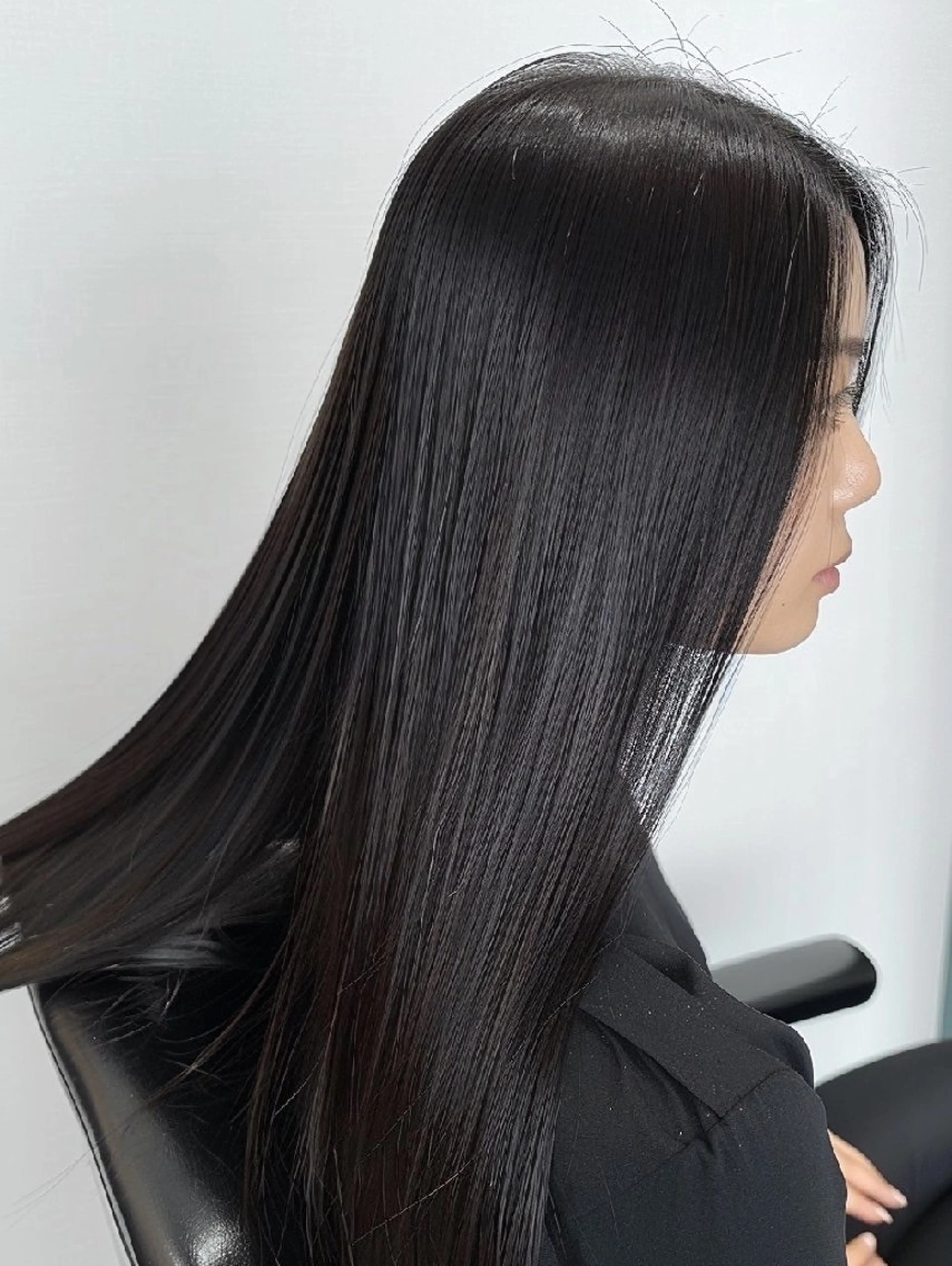 カラー 束感まつぱ🥑🤍 NATUKI🤍のヘアスタイル