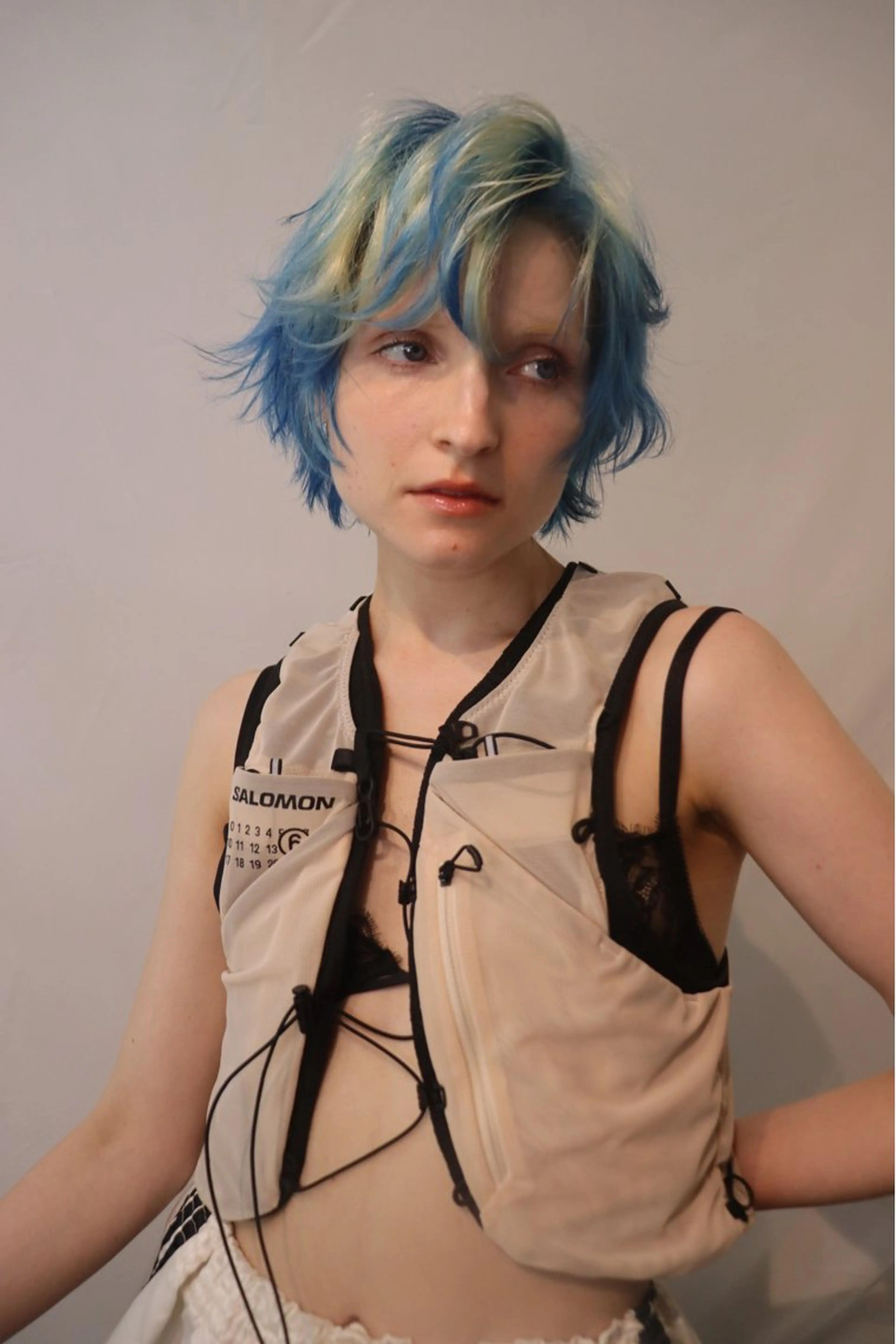 ショート カラー ヘアアレンジ MIYU/ニュアンス /ケアブリーチカラーのヘアスタイル