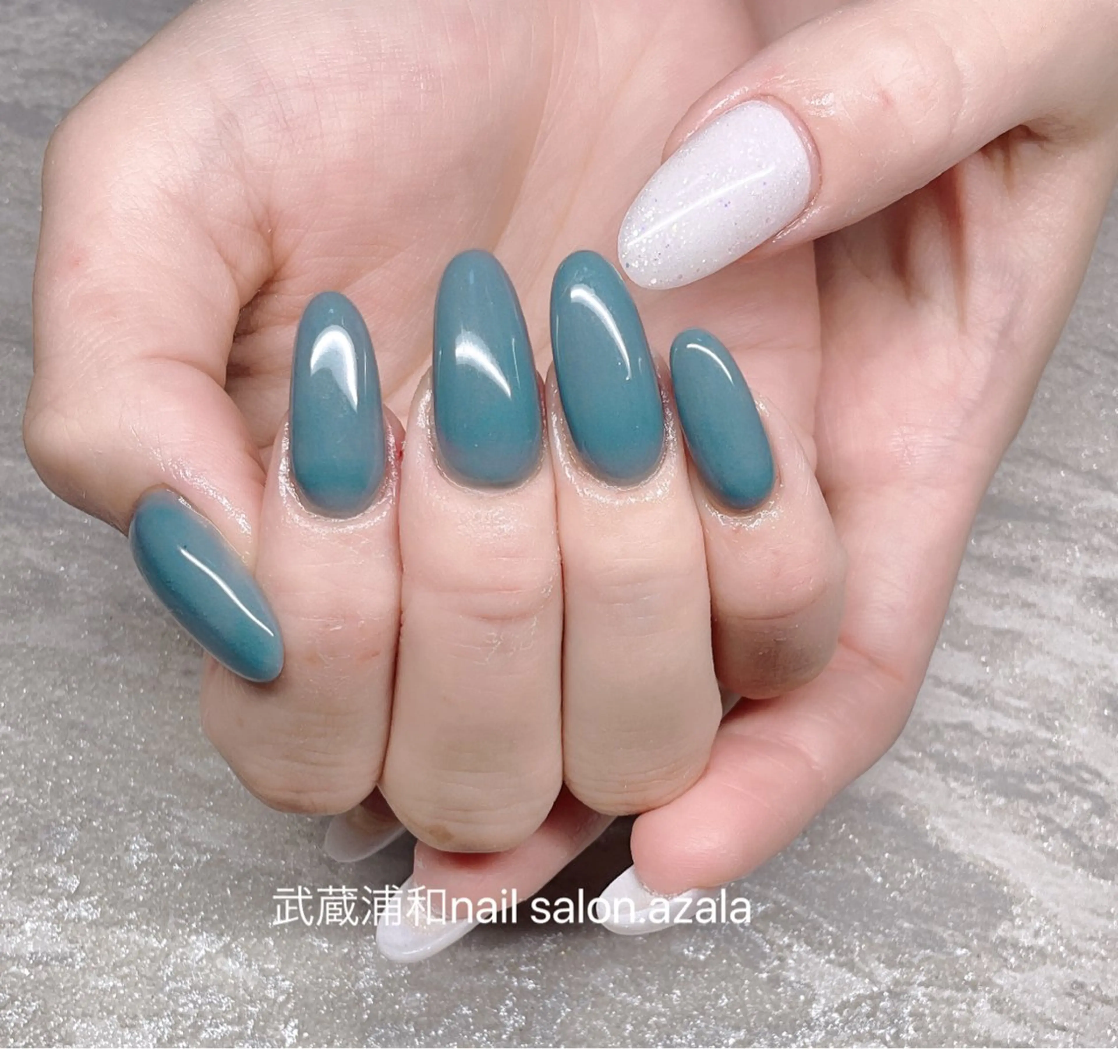 ネイル ハンドネイル R inのネイルデザイン