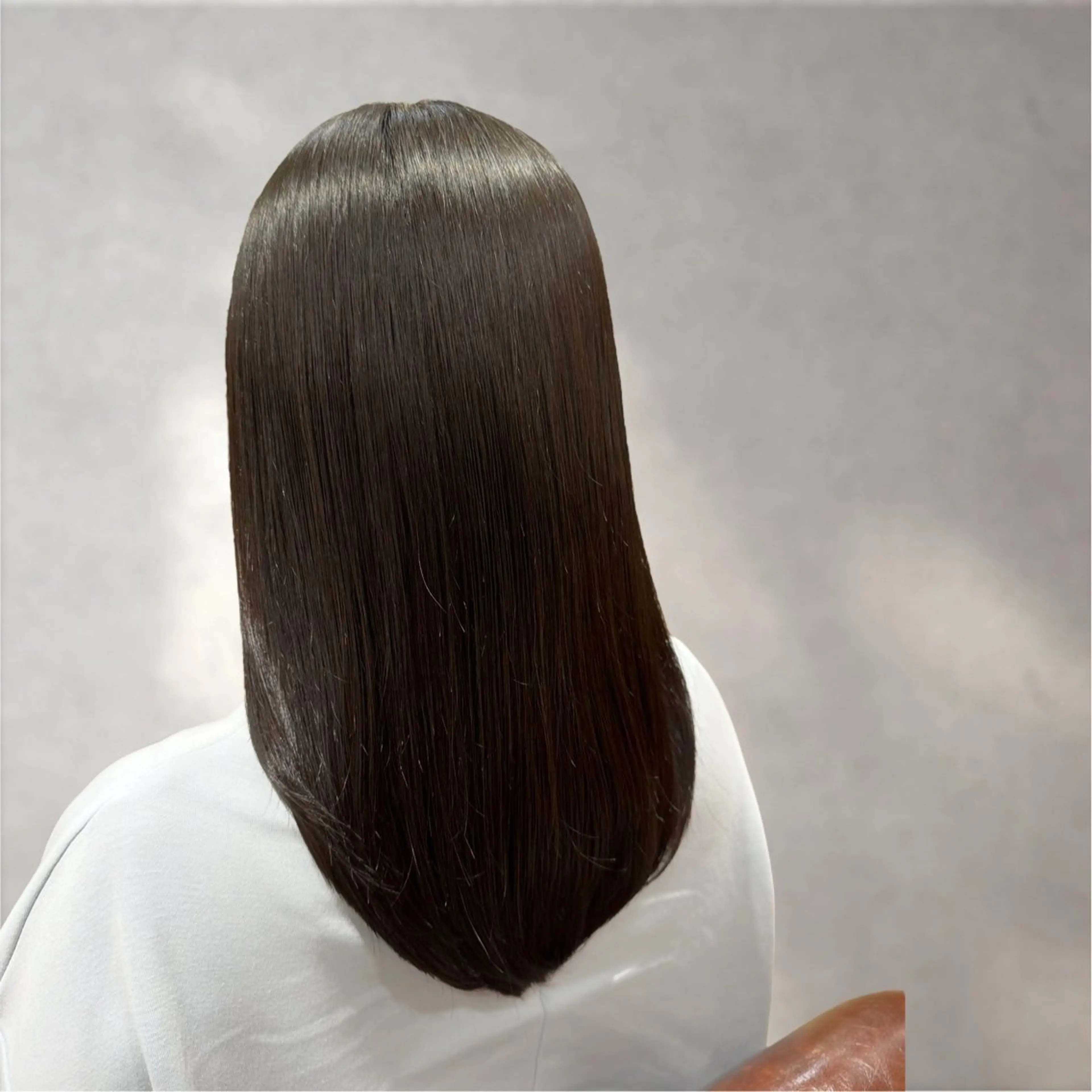 セミロング 髪質改善 トリートメント 酸熱トリートメント 髪質改善メニュー 長井 美佐子のヘアスタイル