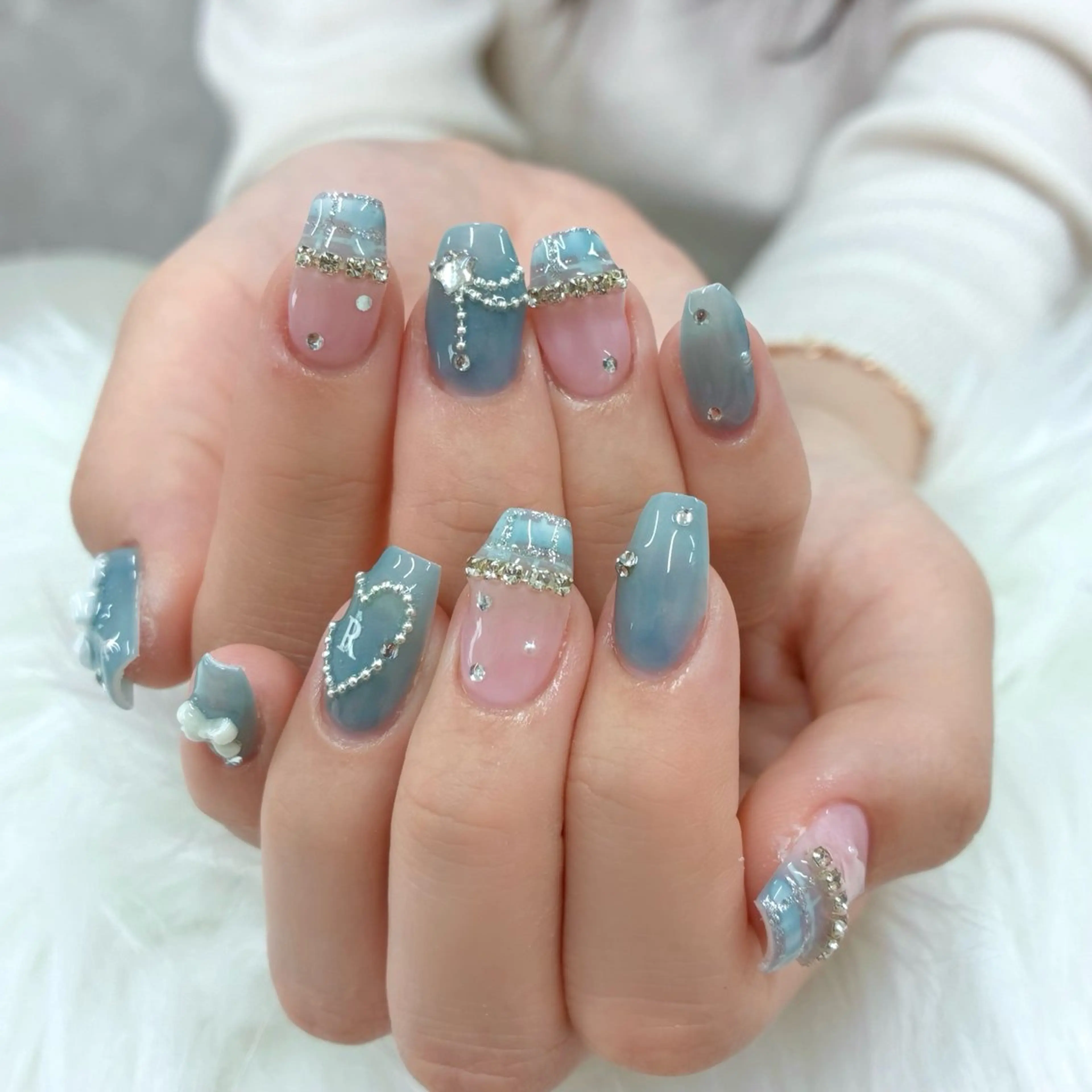 ネイル ハンドネイル ハンドケア DuLi Blinkのネイルデザイン