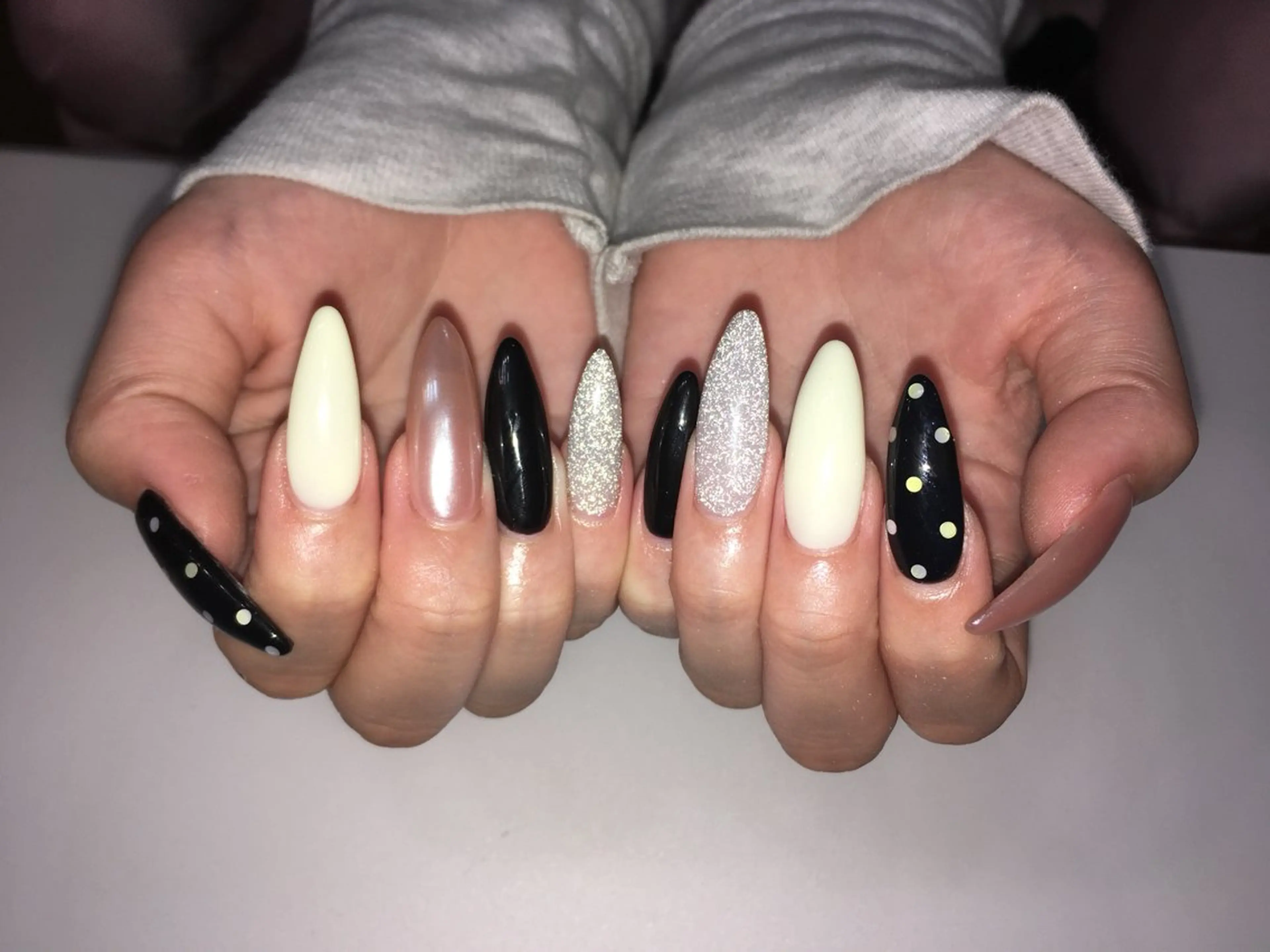 ネイル ハンドネイル aya 🍓のネイルデザイン