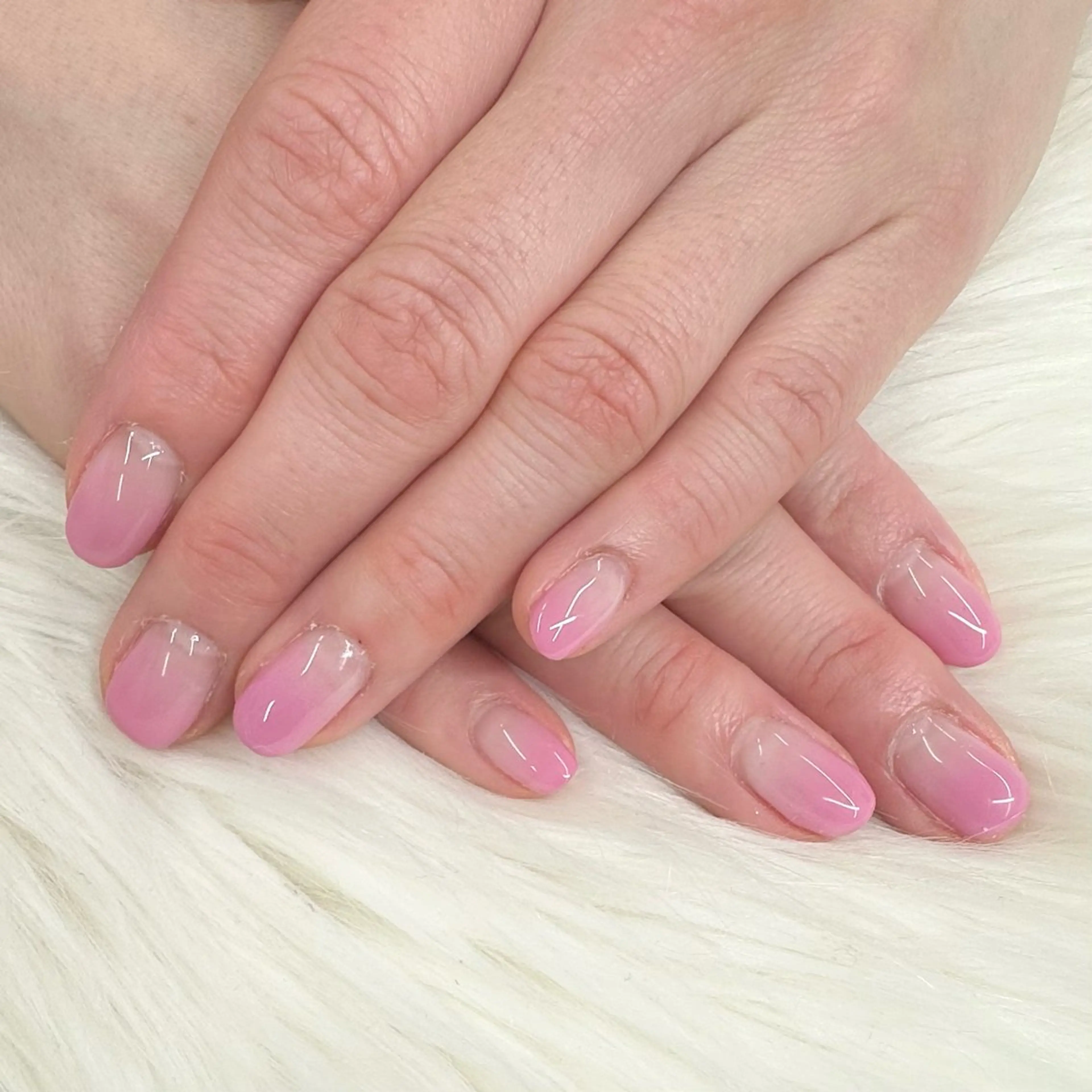 ネイル グラデーション ピンク 春ネイル ハンドネイル エリクサーネイル池袋 藤倉のネイルデザイン