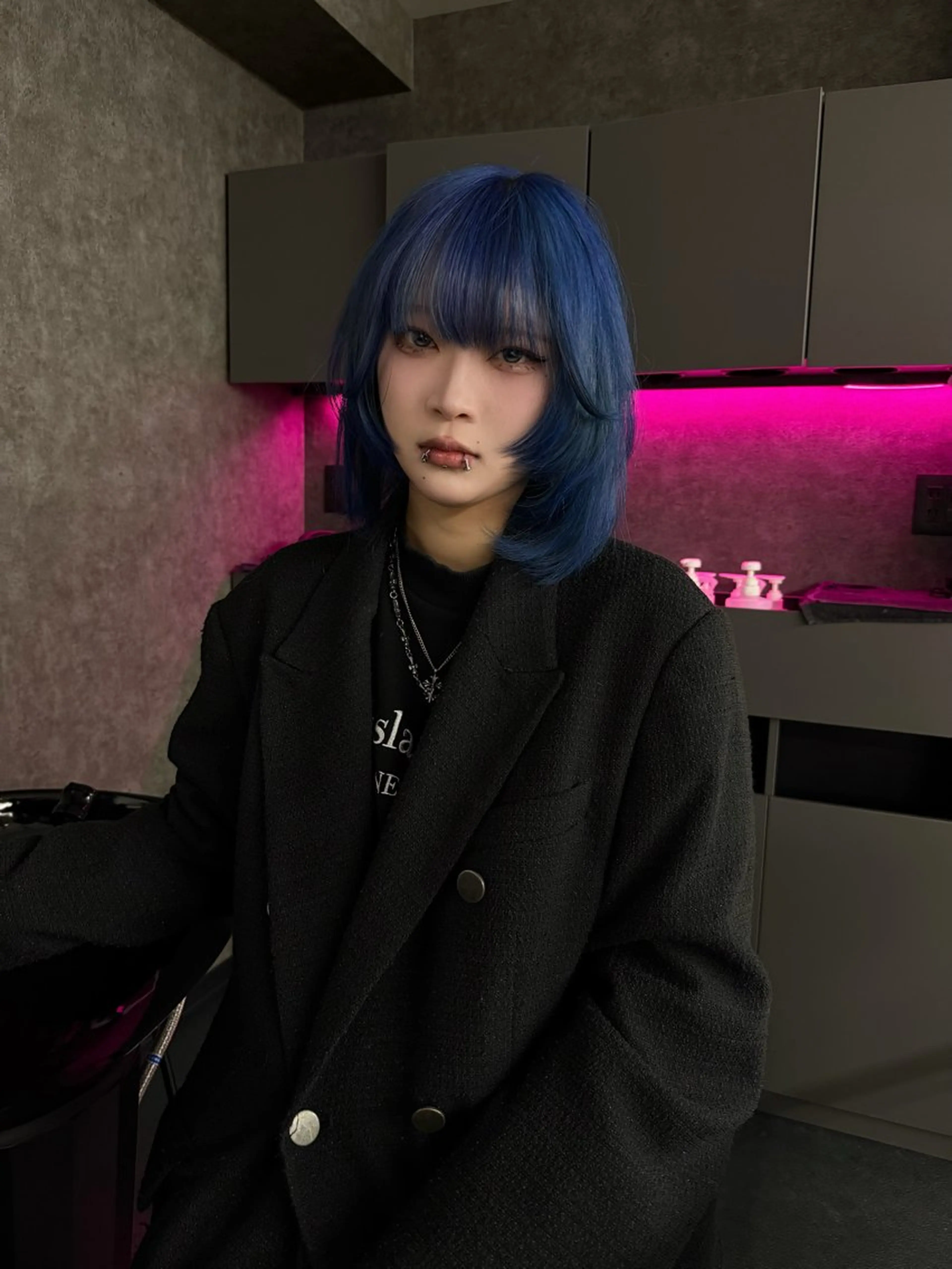 ミディアム カラー ブリーチ ブルーカラー ヘアカラー RLINO所属・Kd /名古屋カラーモデルのヘアスタイル