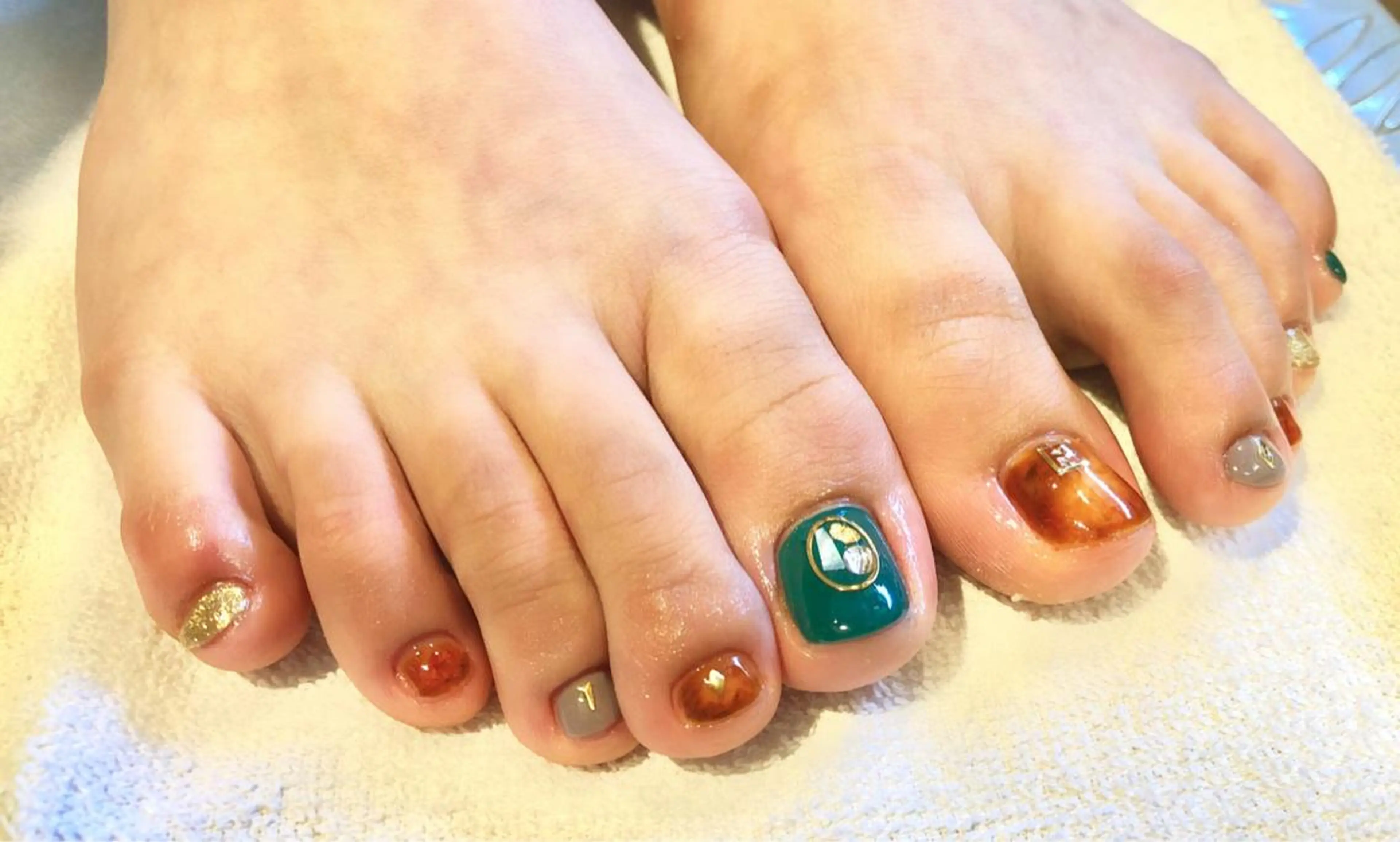 ネイル フットネイル TRAM-nail moriizumiのネイルデザイン
