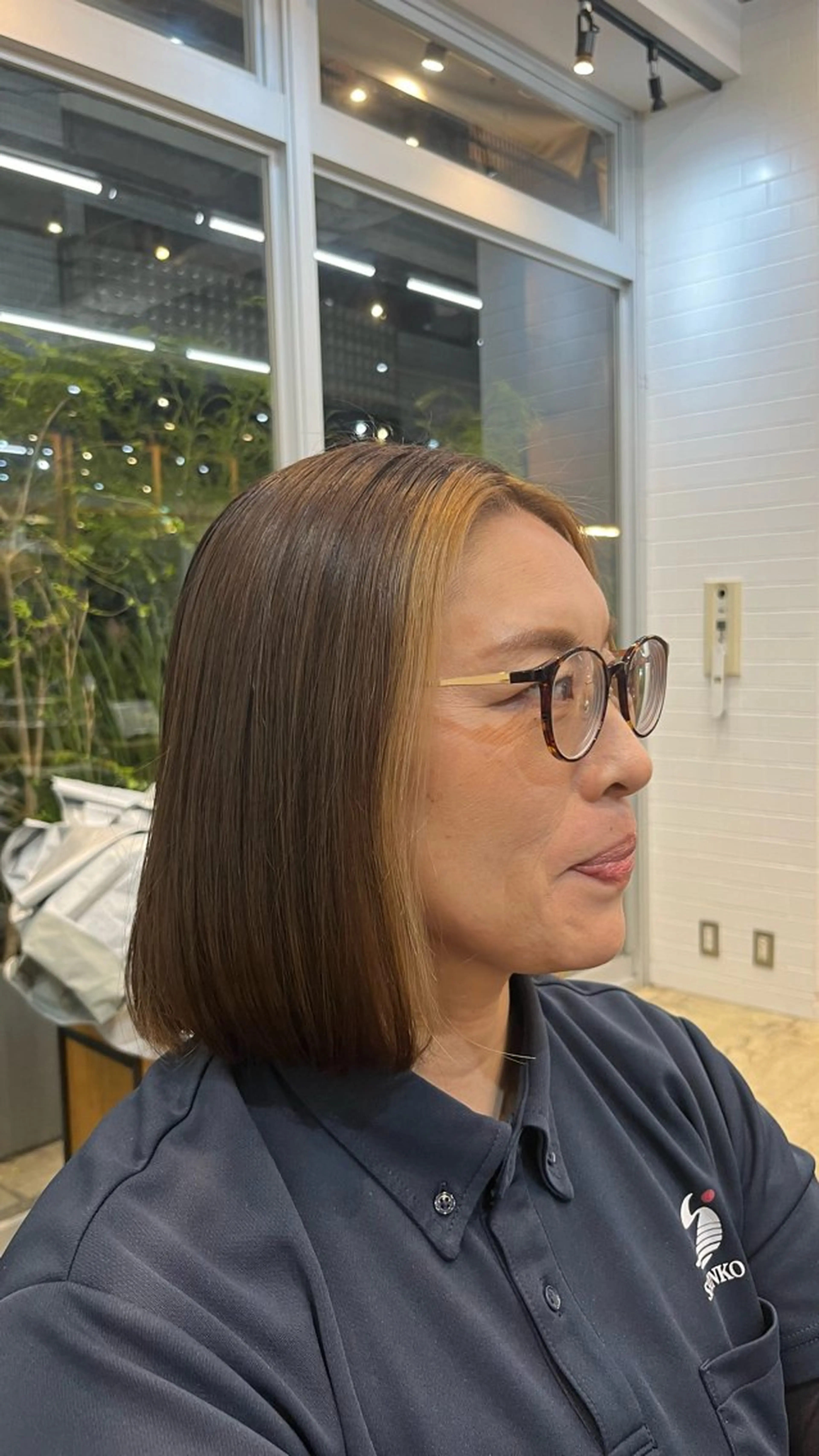 ショート カラー 岡野 豪のヘアスタイル