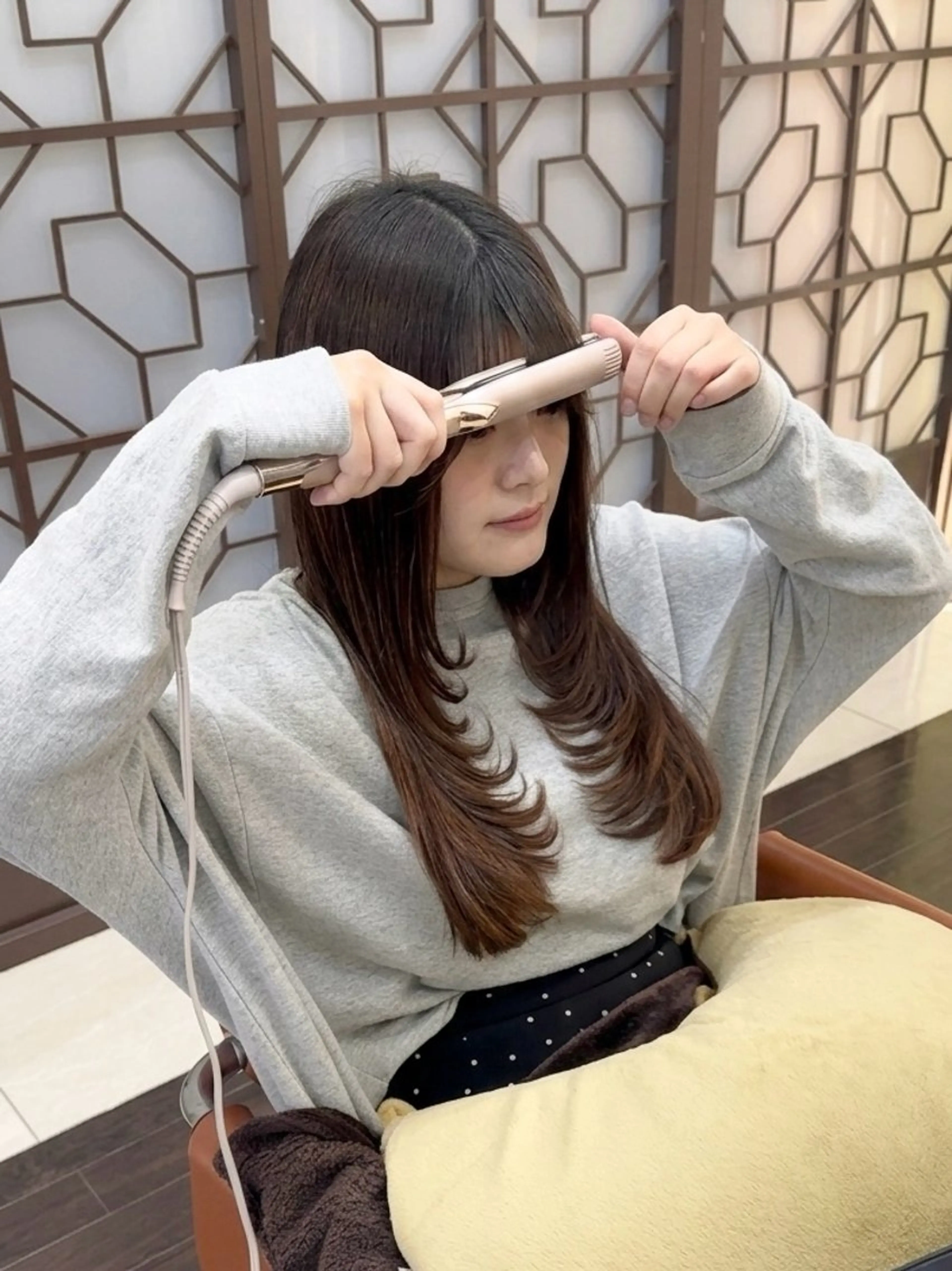 ロング カラー 顔まわりレイヤー レイヤーカット カット ヘアカラー レイヤー職人・ 似合せ美容師そうまのヘアスタイル