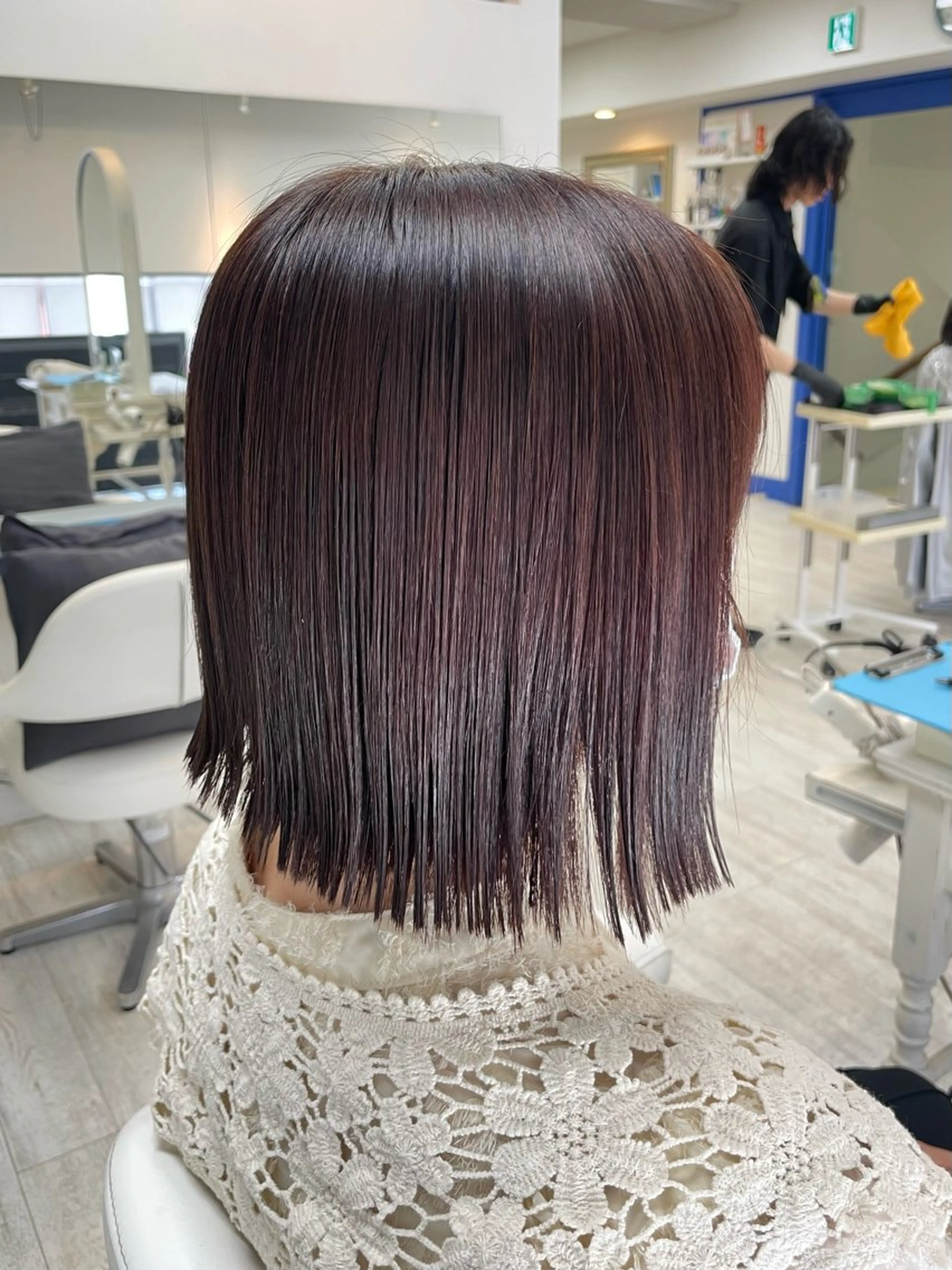 ショート 切りっぱなしボブ ボブ カット ヘアカラー 新籾 尚哉のヘアスタイル