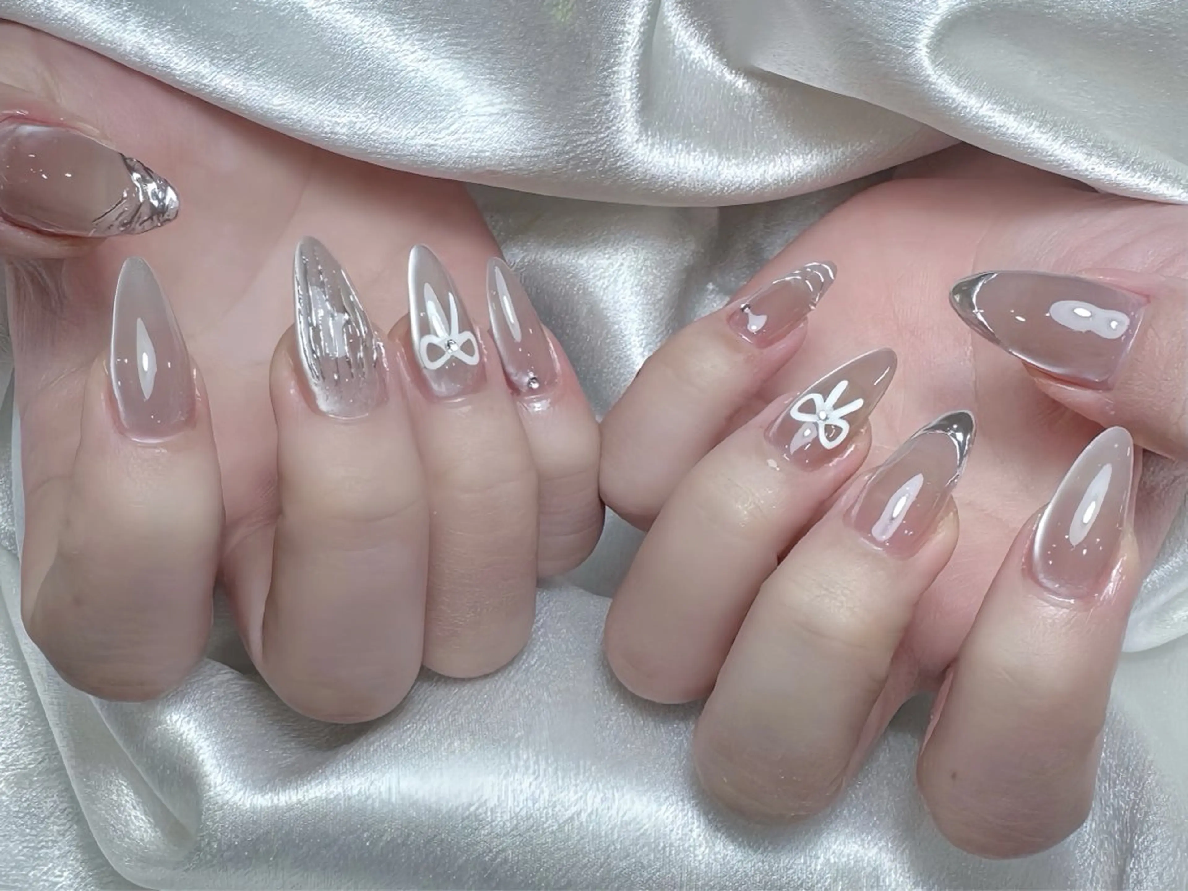 ネイル チークネイル フラッシュネイル フラワーネイル フットネイル ジェルネイル ハンドネイル Rin Nail Shinokuboのネイルデザイン