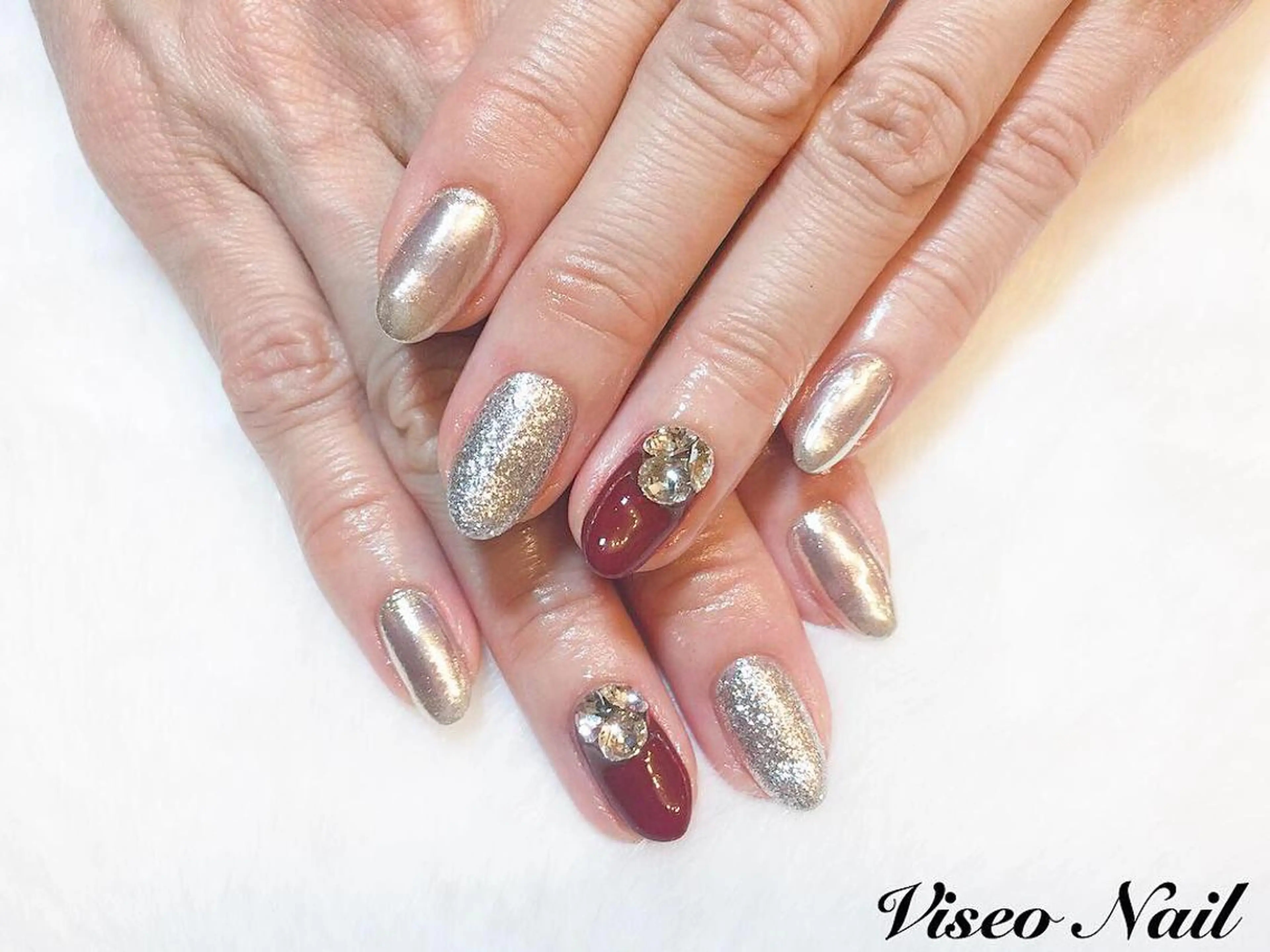 ネイル Viseo《6週間 長持ちパラジェル》のネイルデザイン