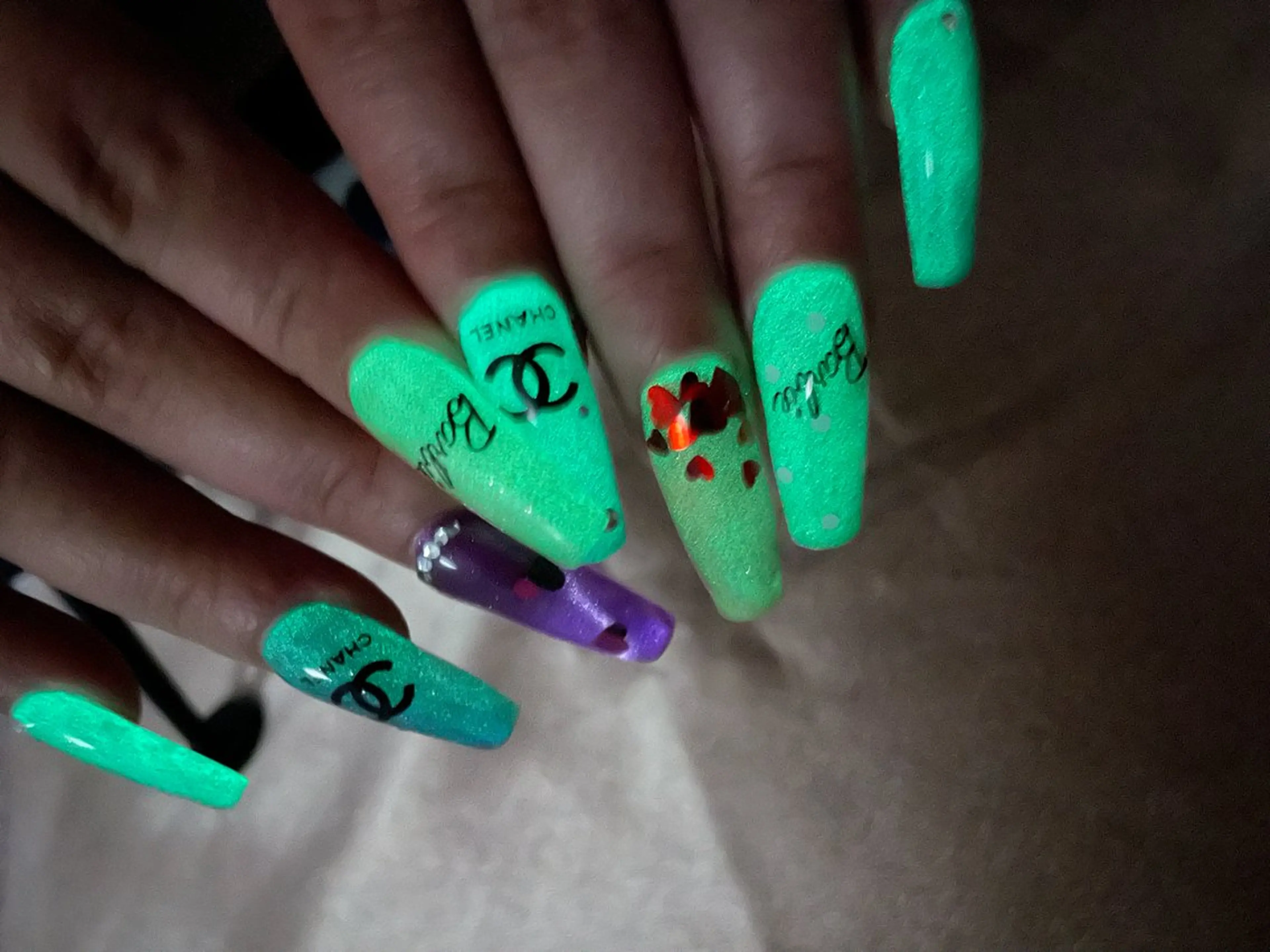 ネイル フラッシュネイル ジェルネイル マグネットネイル ハンドネイル Bavardage Nailのネイルデザイン