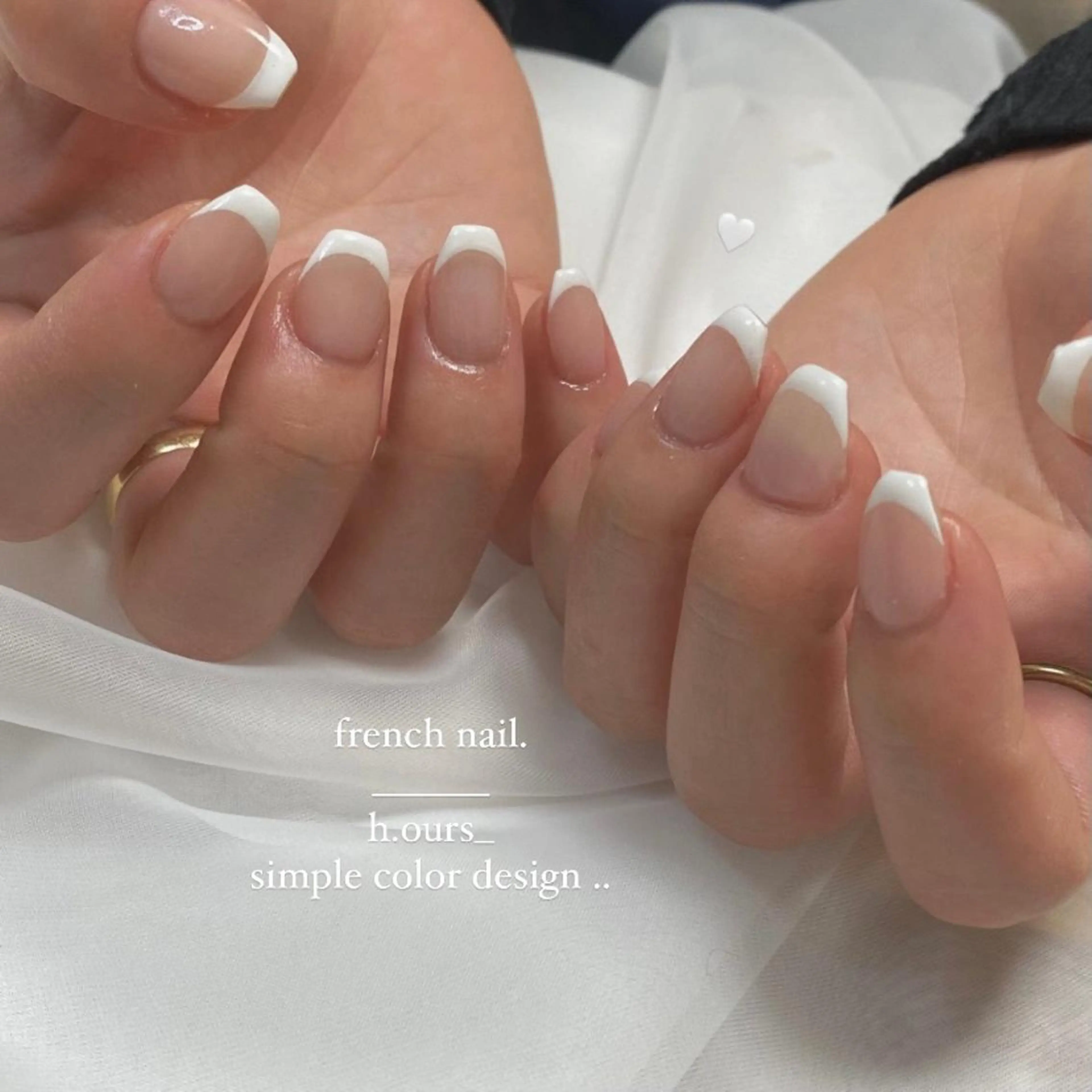 ネイル フレンチネイル オフィスネイル ワンカラーネイル シンプルネイル ホワイト h.ours _のネイルデザイン